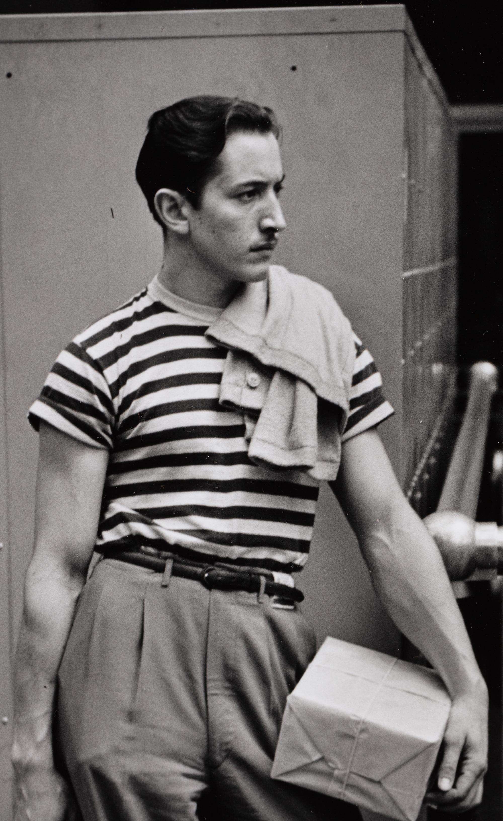 Ruth Orkin (1921-1985) David, Penn Station, 1948