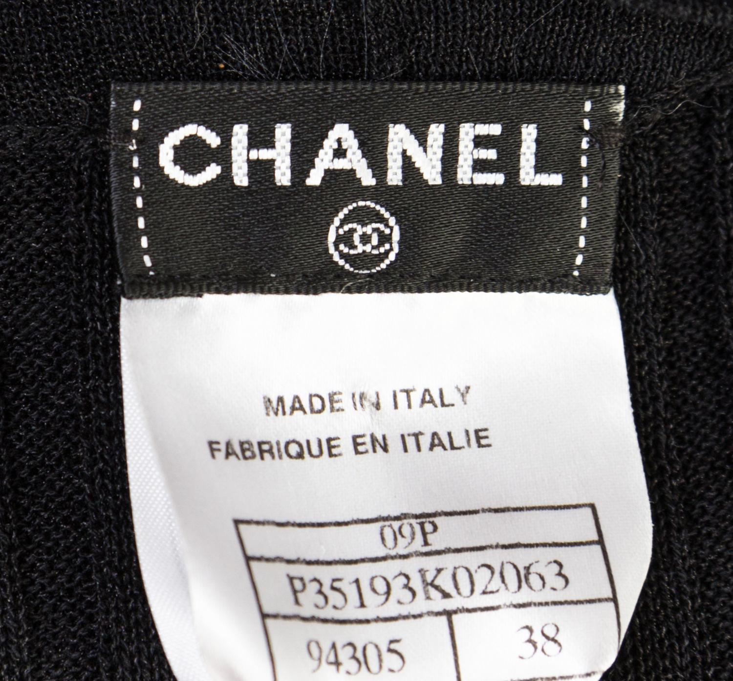 A Chanel Black Ribbed Cardigan, Size 38.