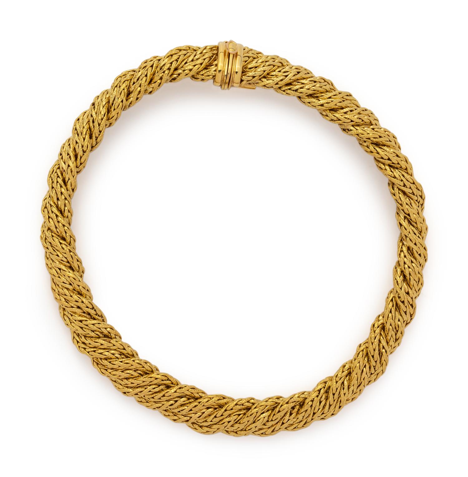 YELLOW GOLD NECKLACE