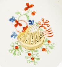 Six English New Hall Porcelain Works Hard Paste Shallow Bowls in the Yellow Shell pattern — C. 1810