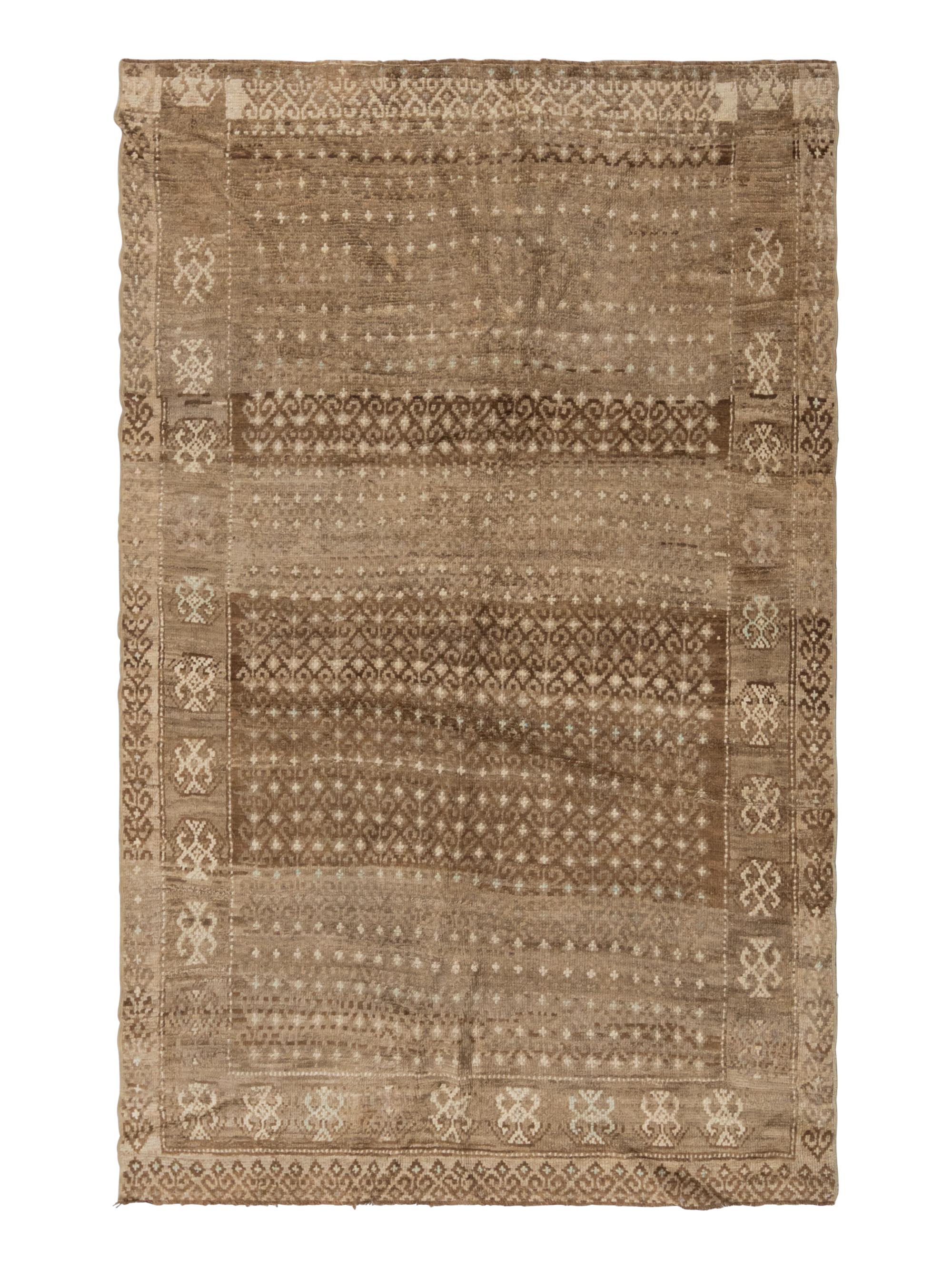 An Oushak Rug