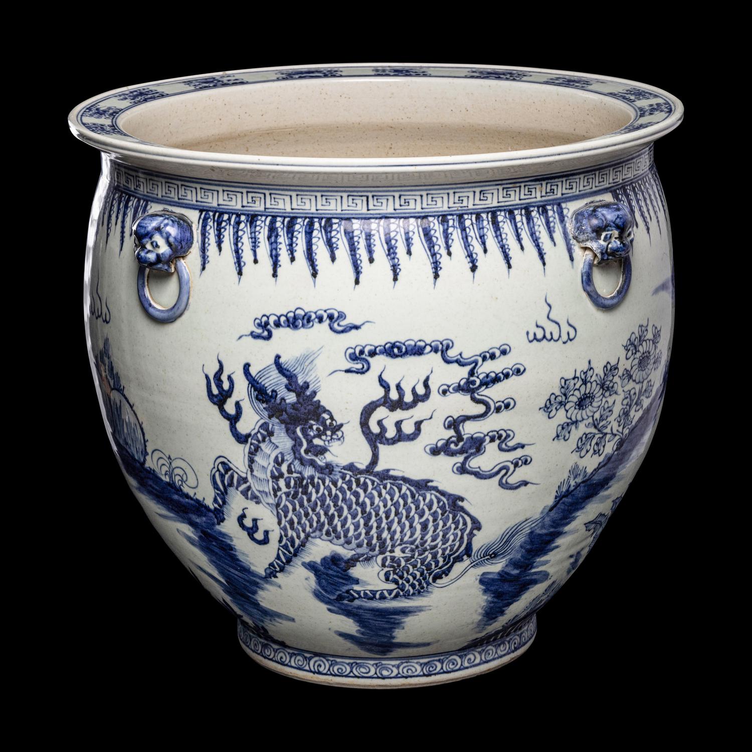 A Large Chinese Blue and White 'Qilin' Jardinière, 19th Century 清晚期 青花麒麟紋大缸
