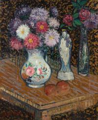 Gustave Loiseau, (French, 1865 - 1935), Vase de fleurs et statuettes, 1908