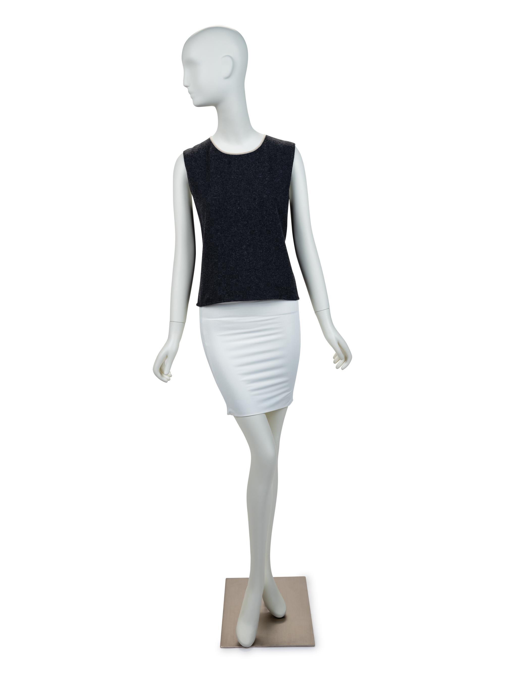 Four Designer Knit Items: Three Chanel, One Oscar de la Renta, 2000-10s