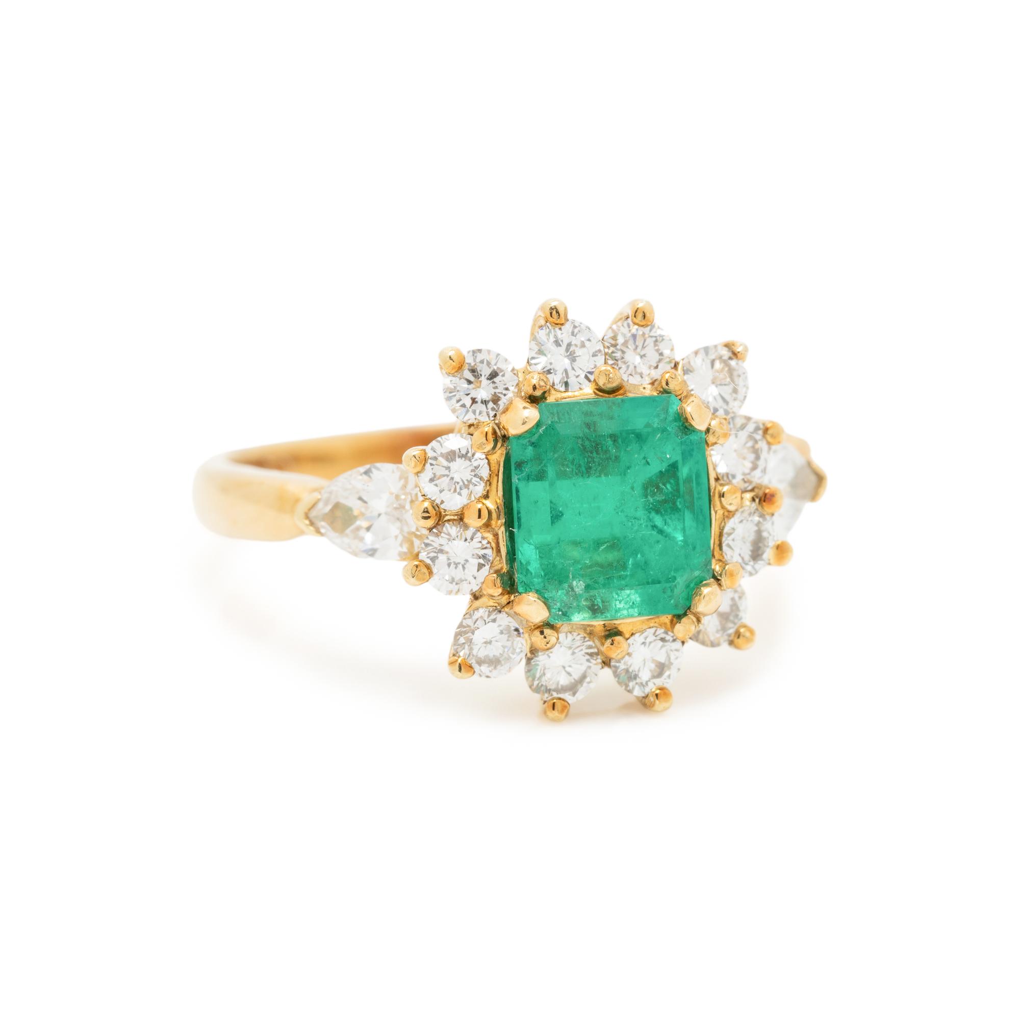 YELLOW GOLD, EMERALD AND DIAMOND RING