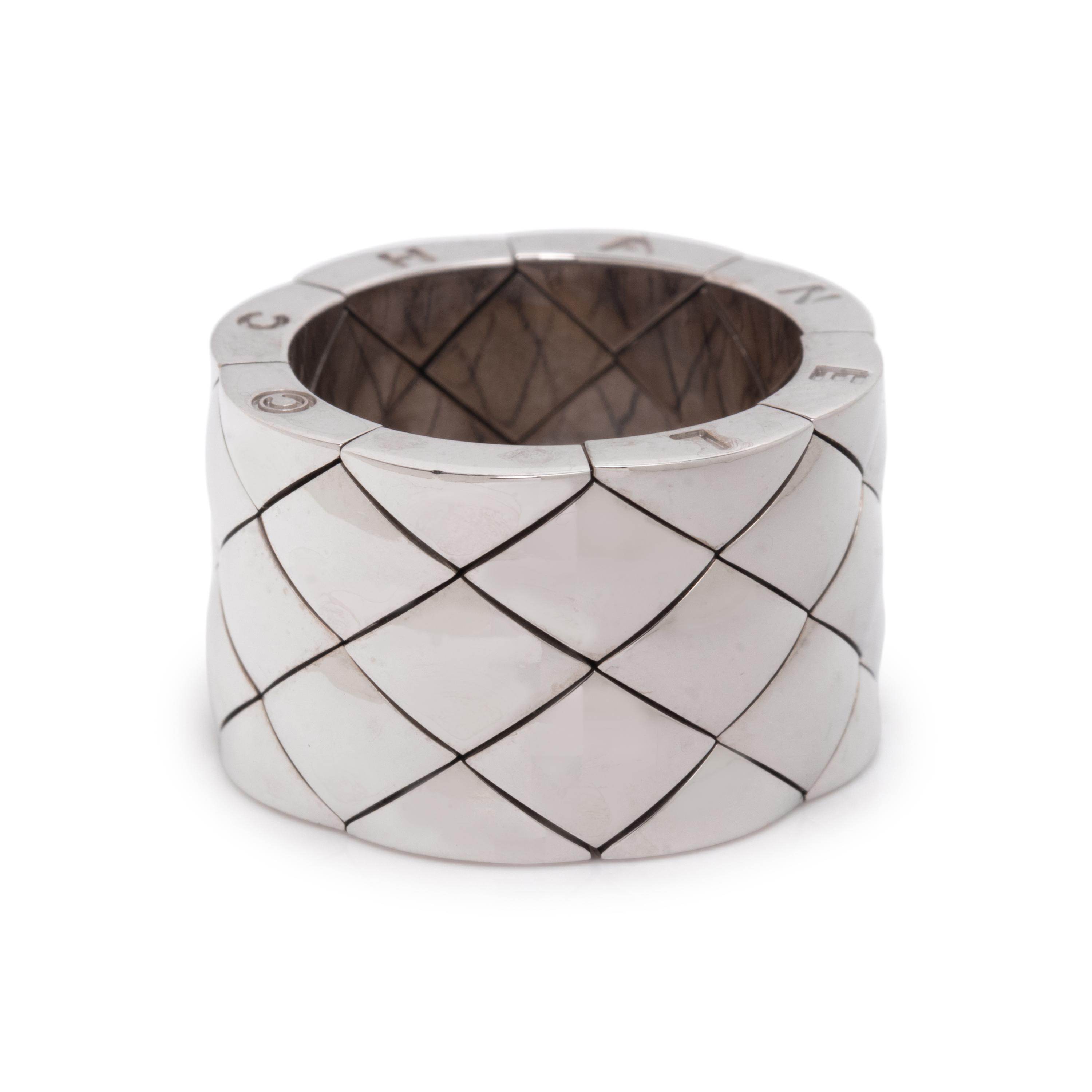 CHANEL, WHITE GOLD 'MATELASSE' RING