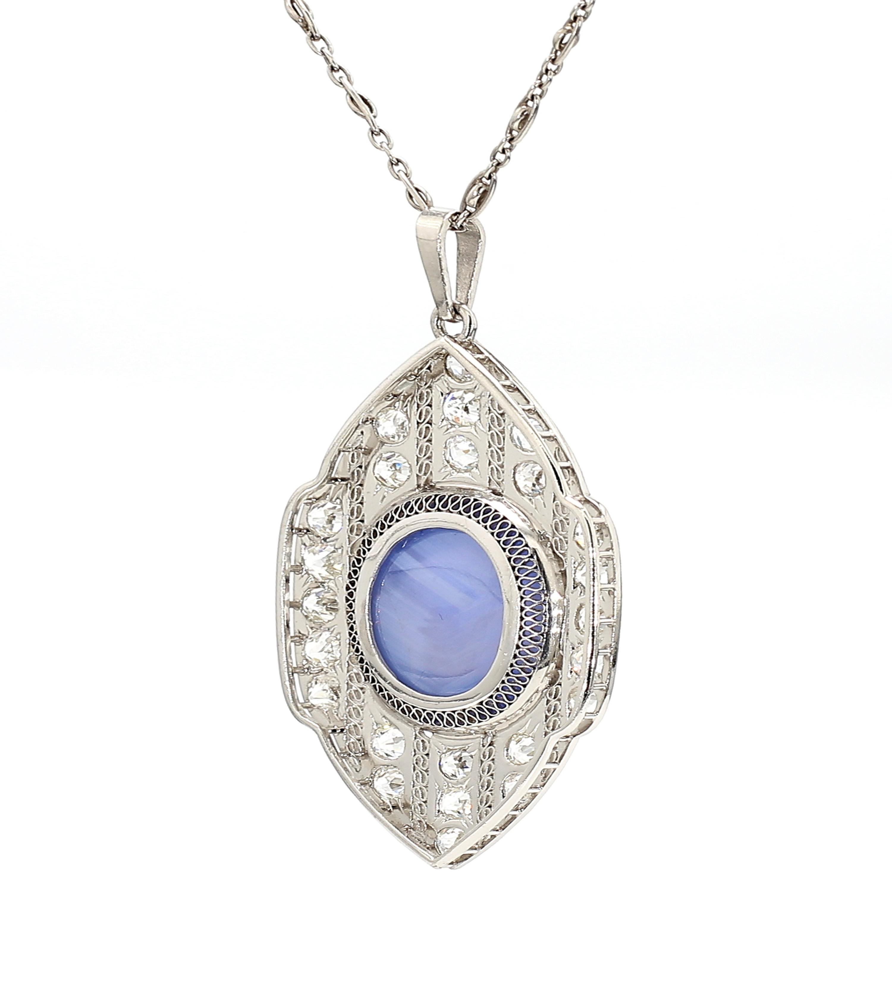 ART DECO, CEYLON STAR SAPPHIRE AND DIAMOND PENDANT NECKLACE