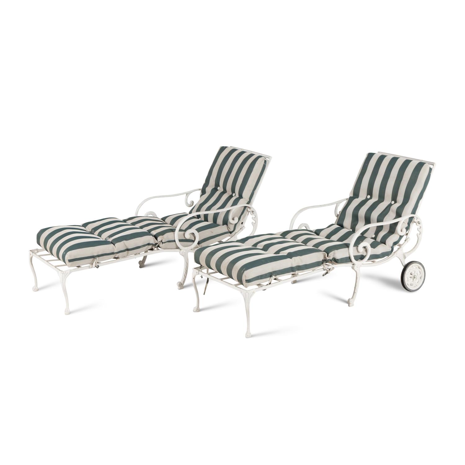 A Pair of White-Painted Metal Outdoor Chaise Longues