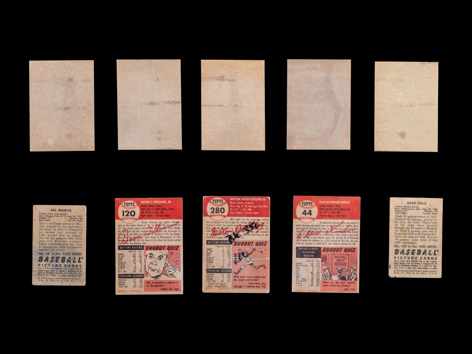 A Group of 30 Assorted 1950s and 1960s Baseball Cards (Including Ernie Banks and Willie Mays),