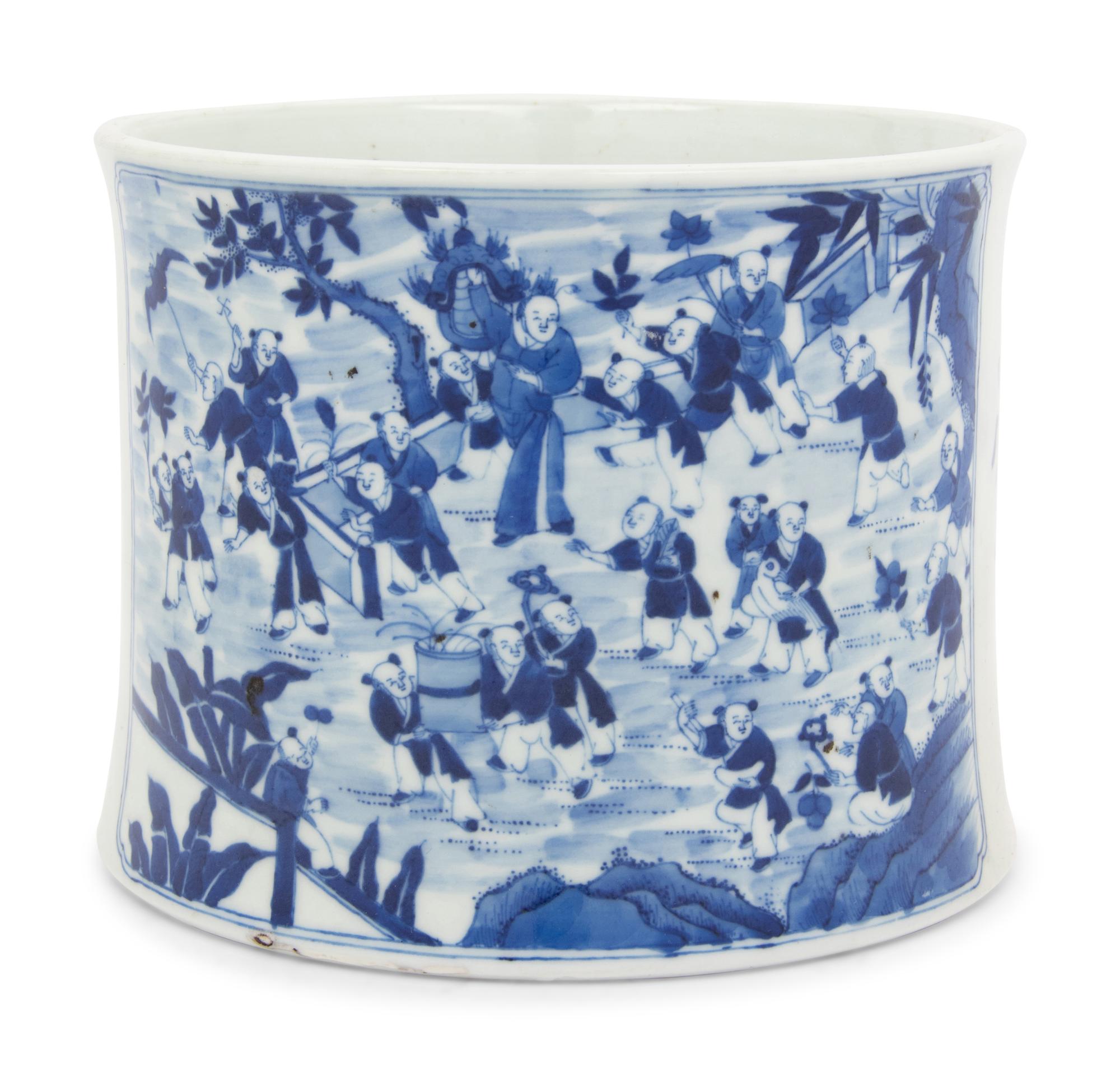 Two Chinese Blue and White Porcelain Brushpots, Bitong