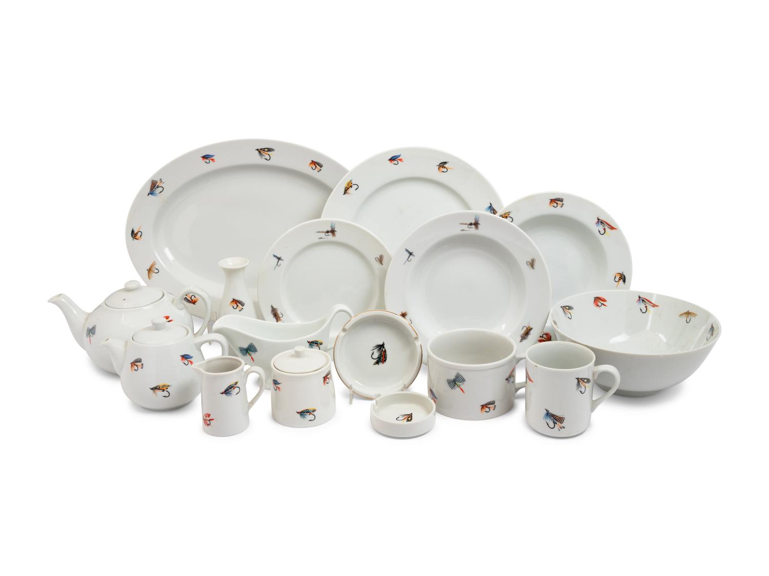 An American Porcelain Dinner Service