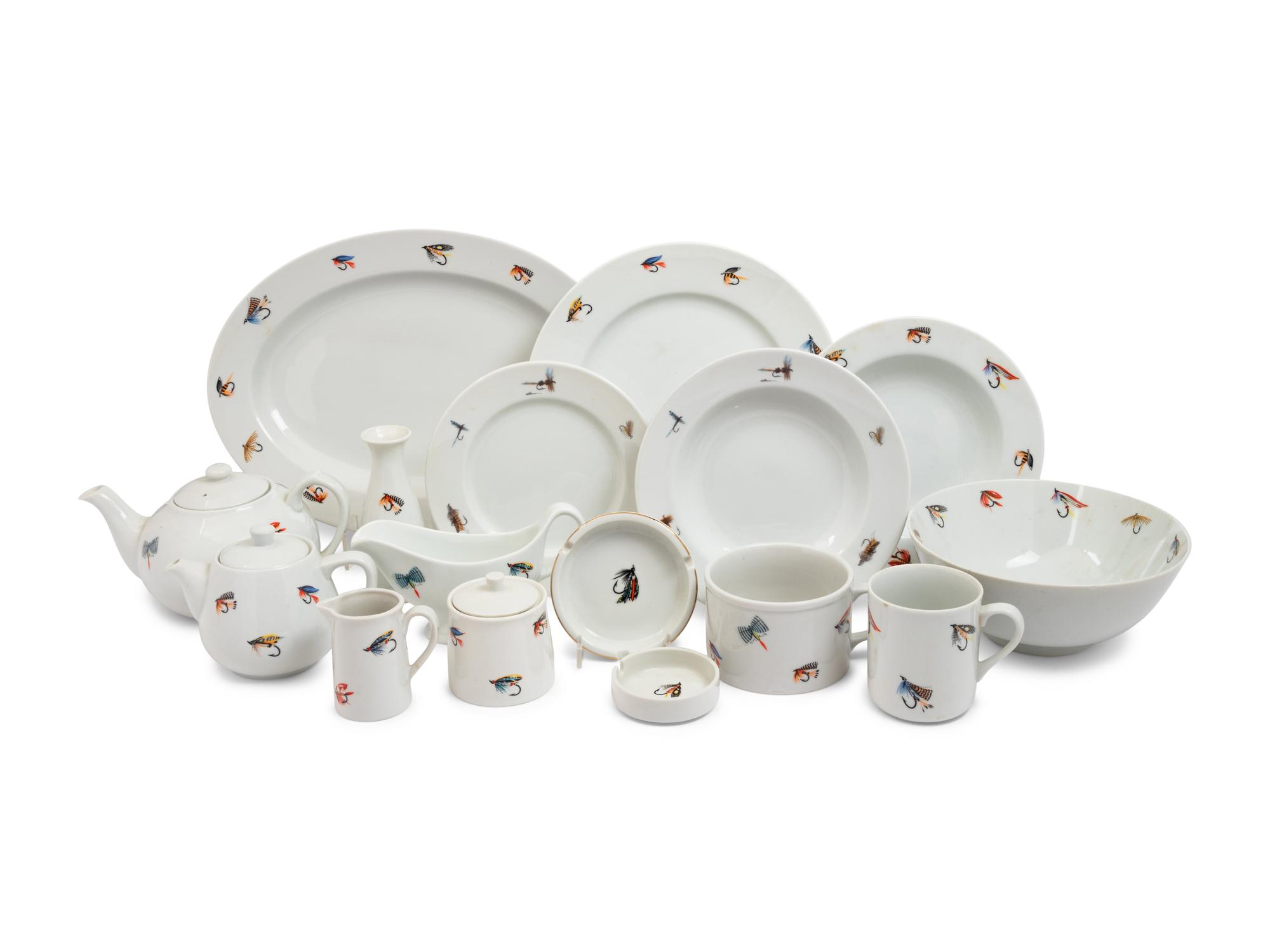 An American Porcelain Dinner Service