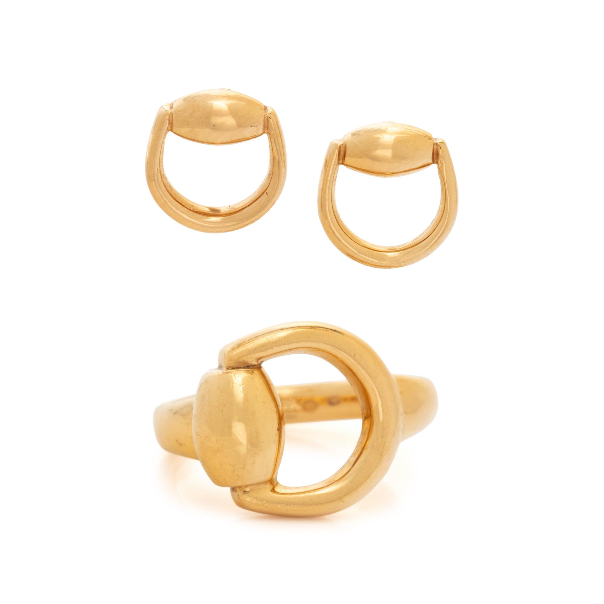 GUCCI, YELLOW GOLD HORSEBIT RING AND EARRINGS