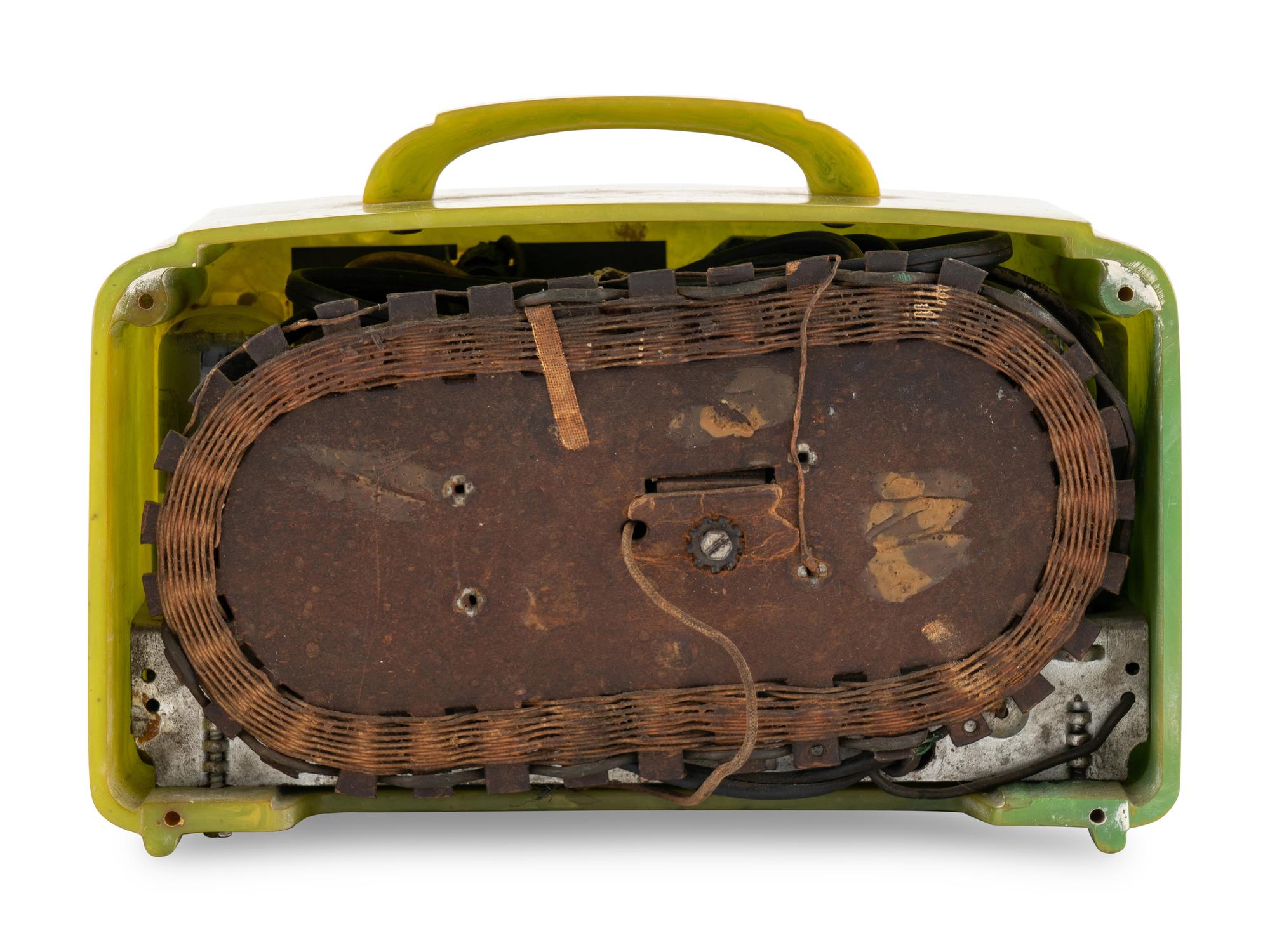 An Emerson EP375 5 Plus 1 Radio