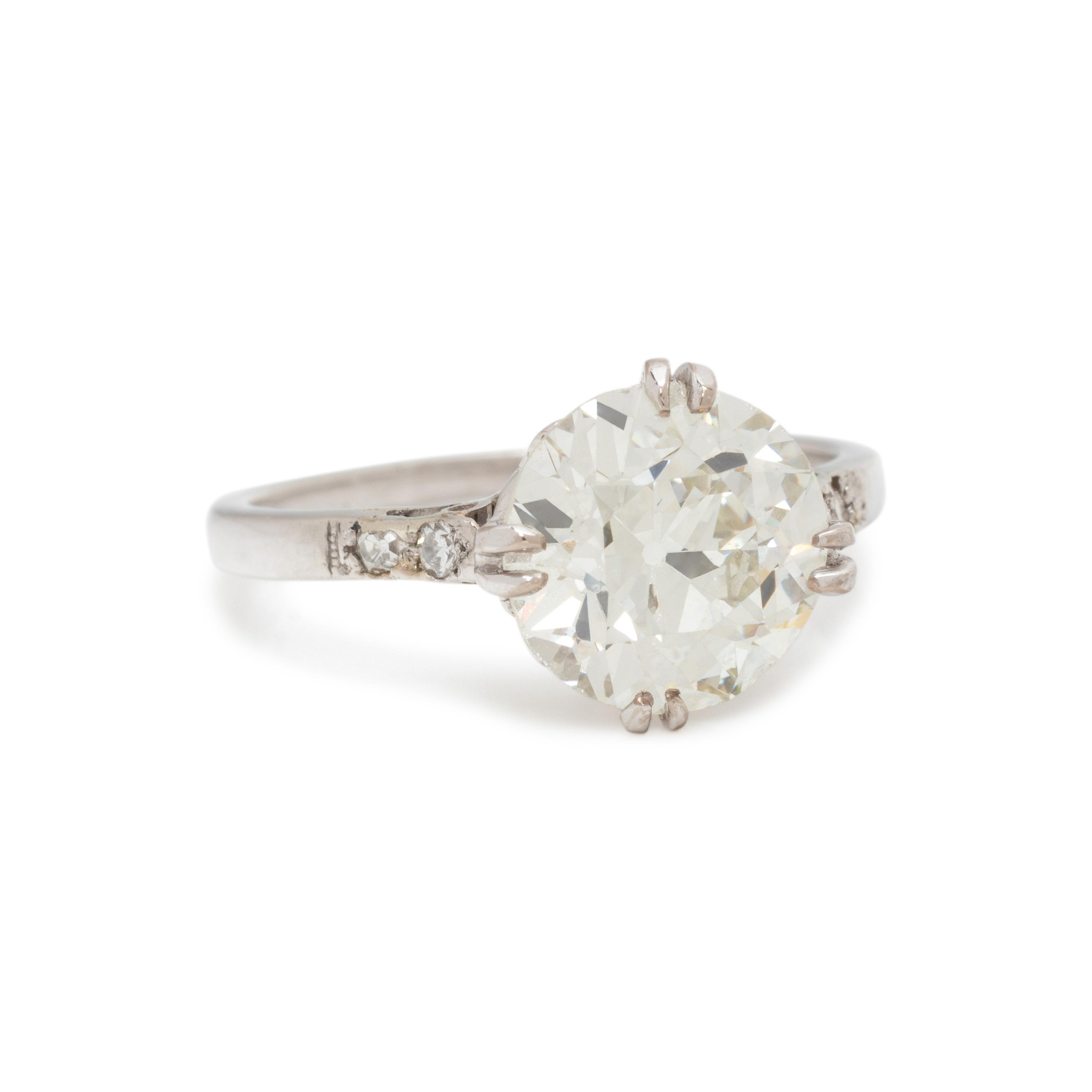 DIAMOND RING