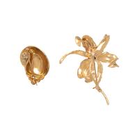 TWO YELLOW GOLD BROOCHES