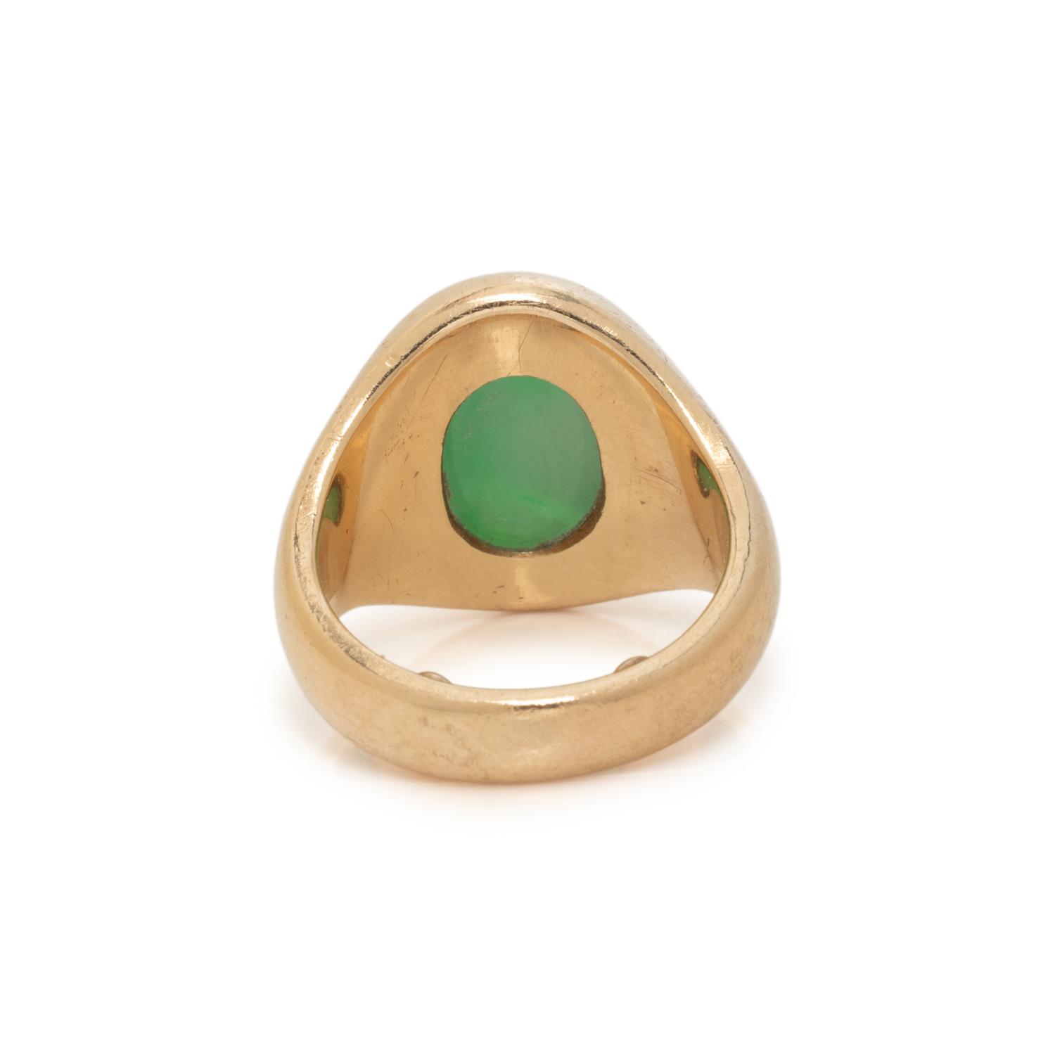 JADE AND YELLOW GOLD RING