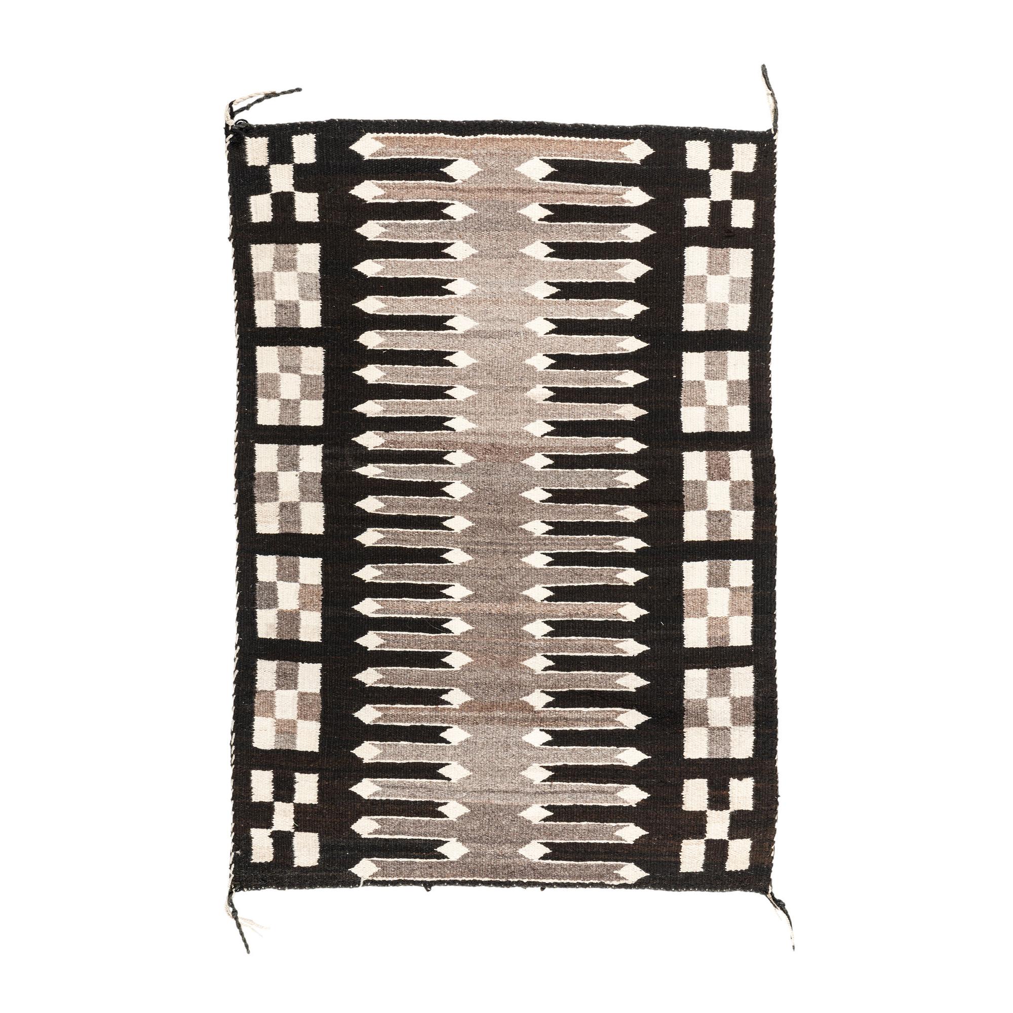 Navajo Regional Weaving / Rug