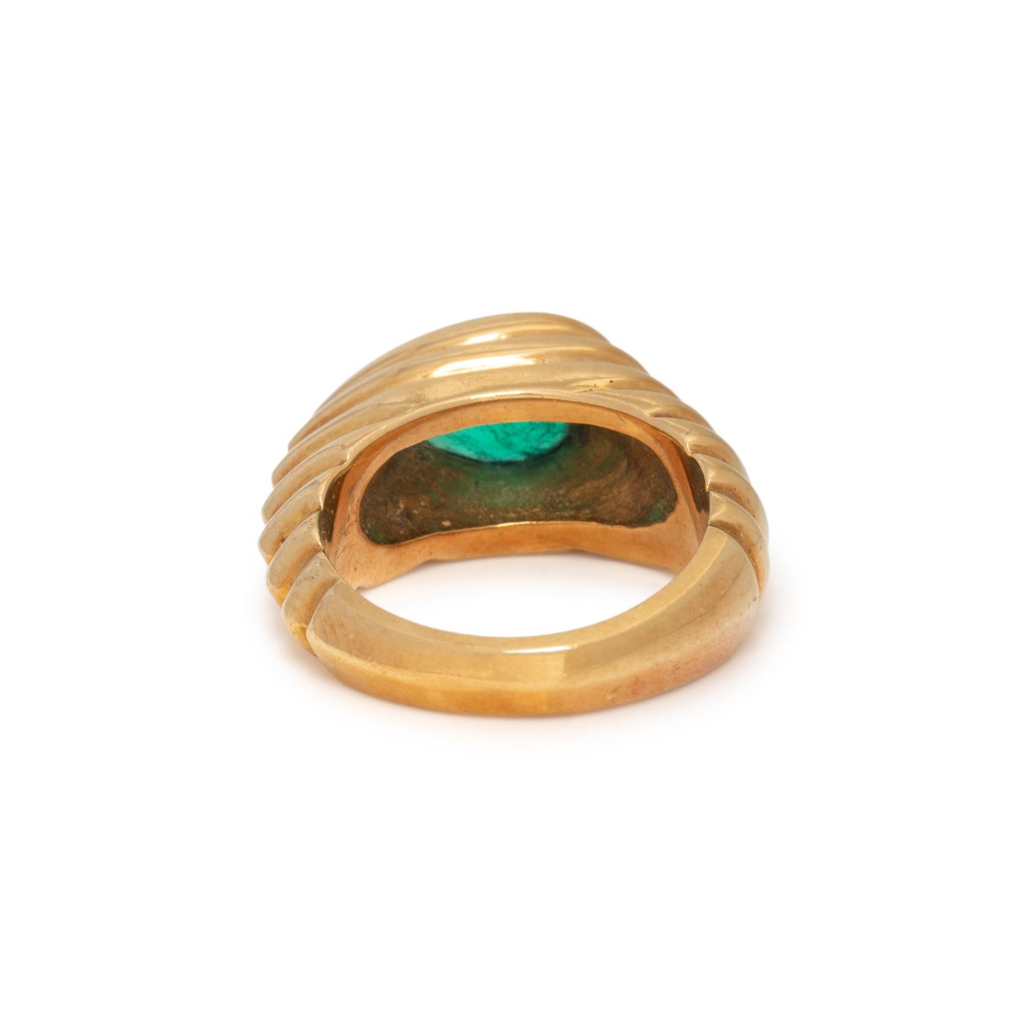 NIVA, PAIR OF SAPPHIRE AND EMERALD RINGS