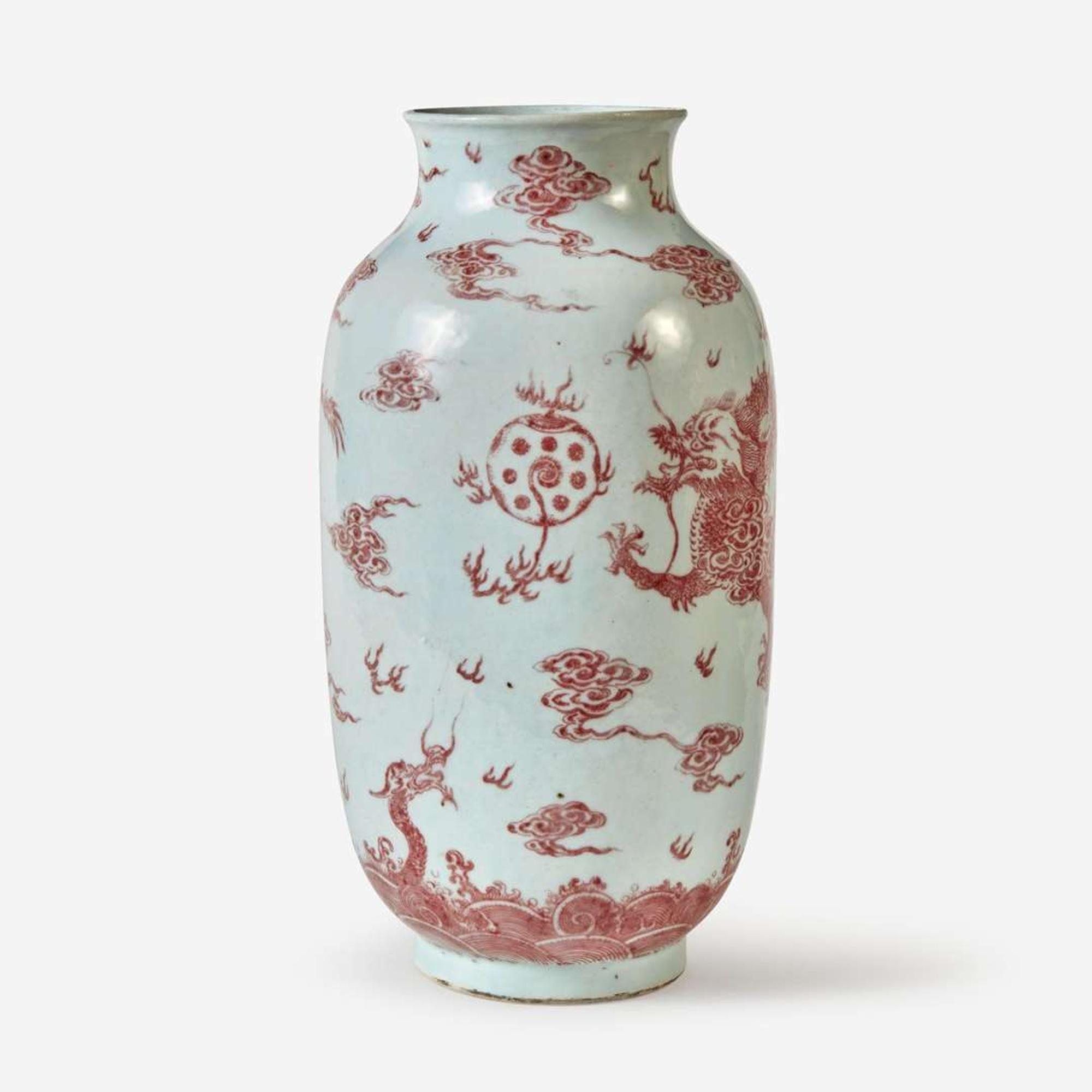 A Chinese underglaze red-decorated porcelain lantern-form "Dragons" vase 釉里红龙纹灯笼瓶 Qing dynasty, 18th century ? ????
