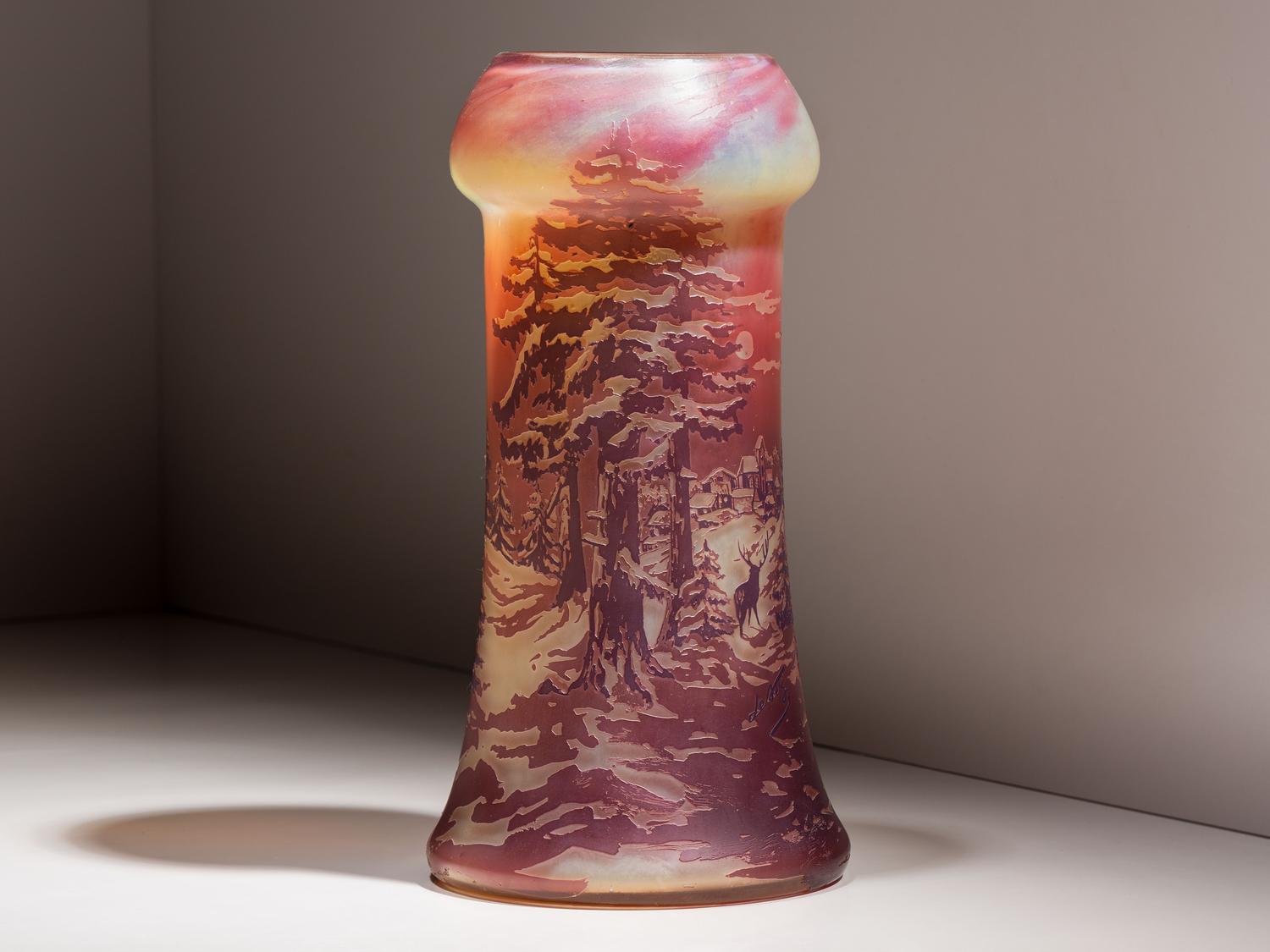 Scenic Vase