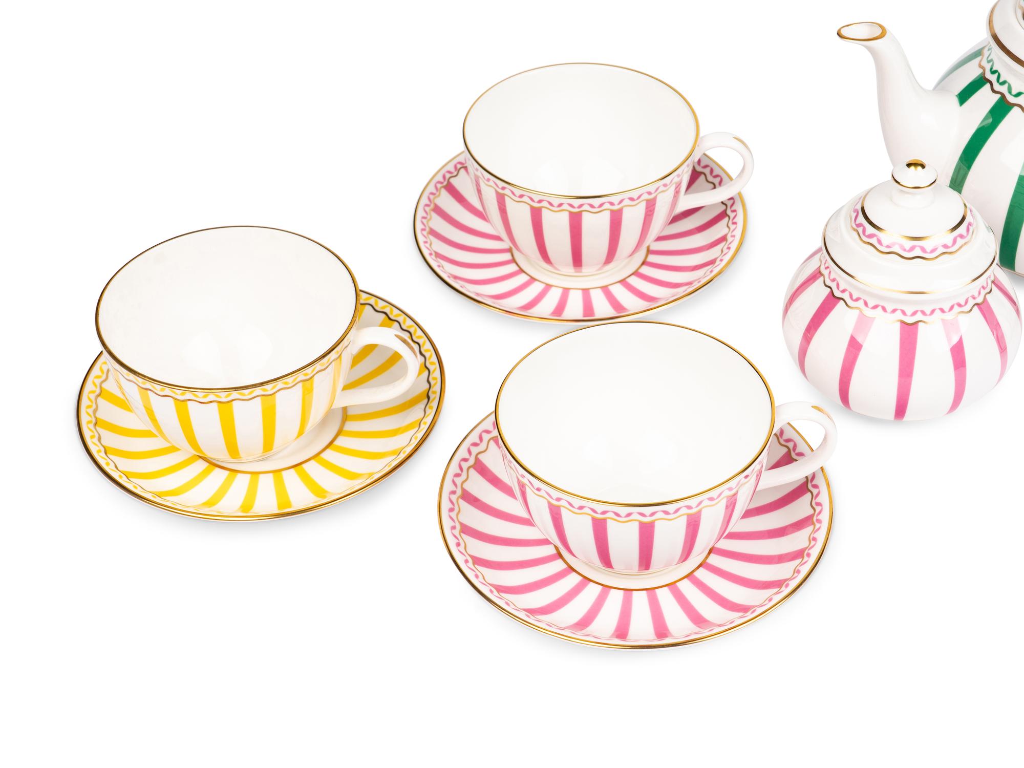 A Thomas Goode Porcelain Tea Service