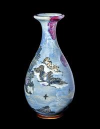 A Chinese Painted Porcelain Vase