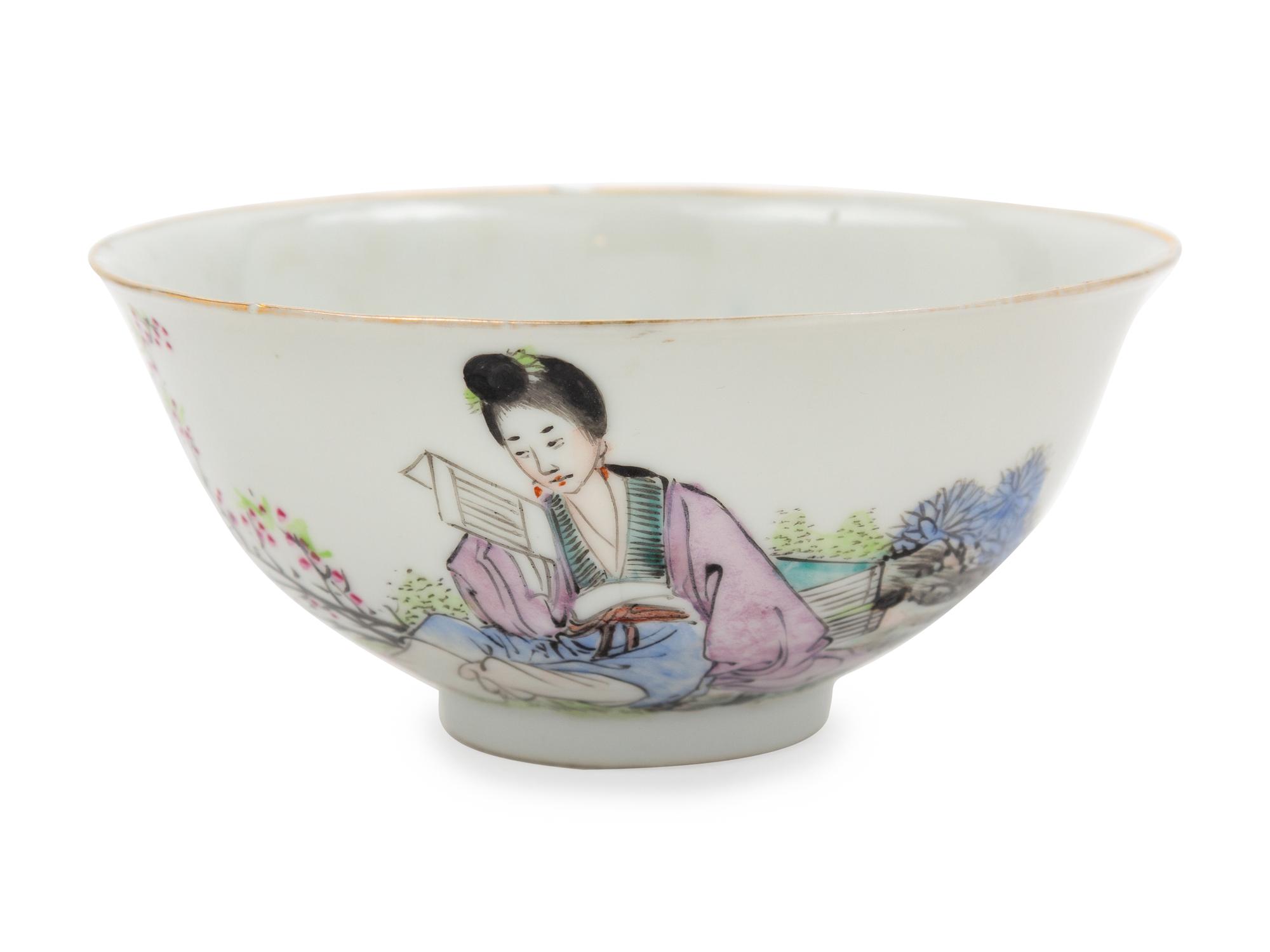 A Chinese Famille Rose Porcelain Bowl