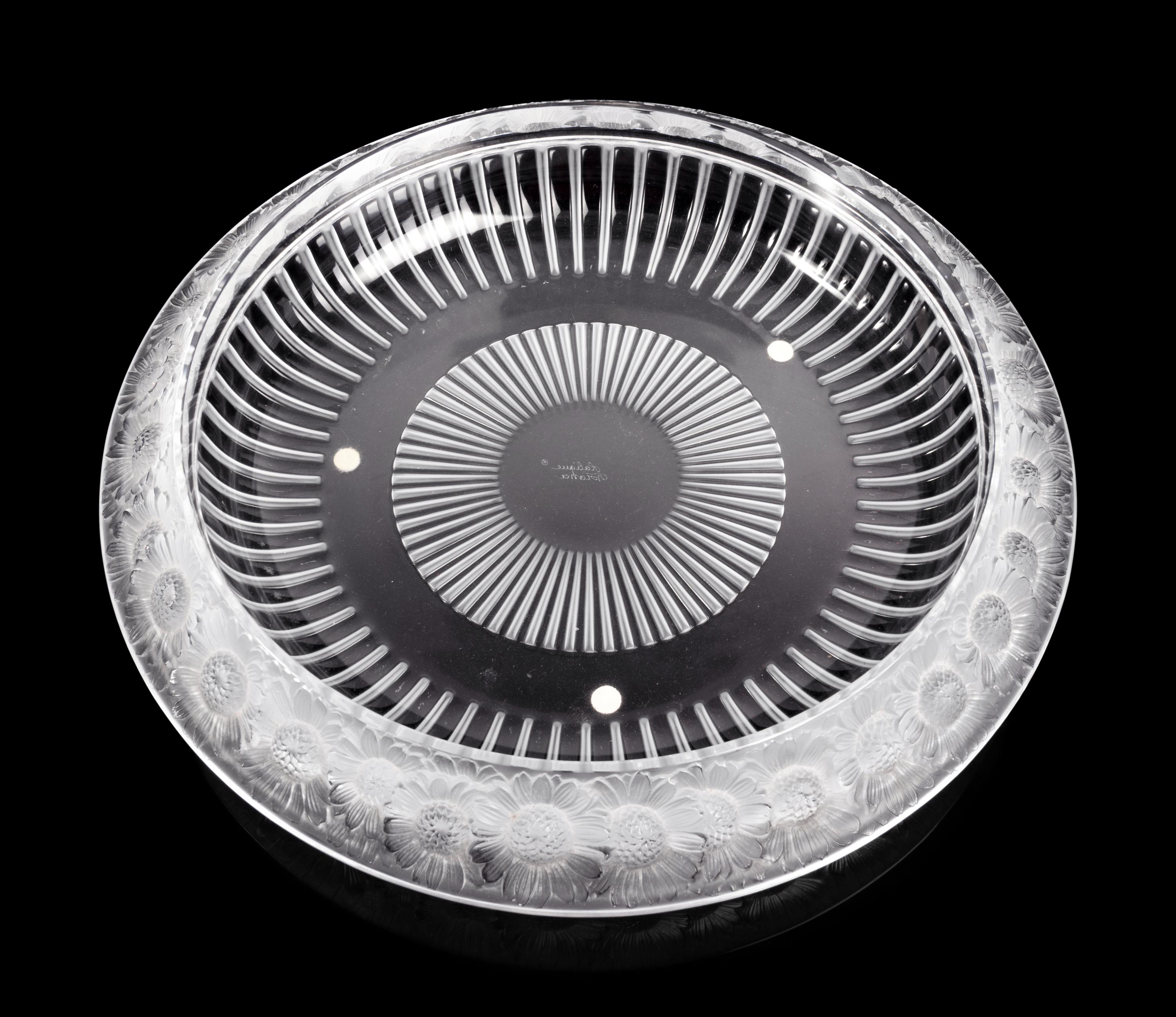 A Lalique Marguerites Bowl