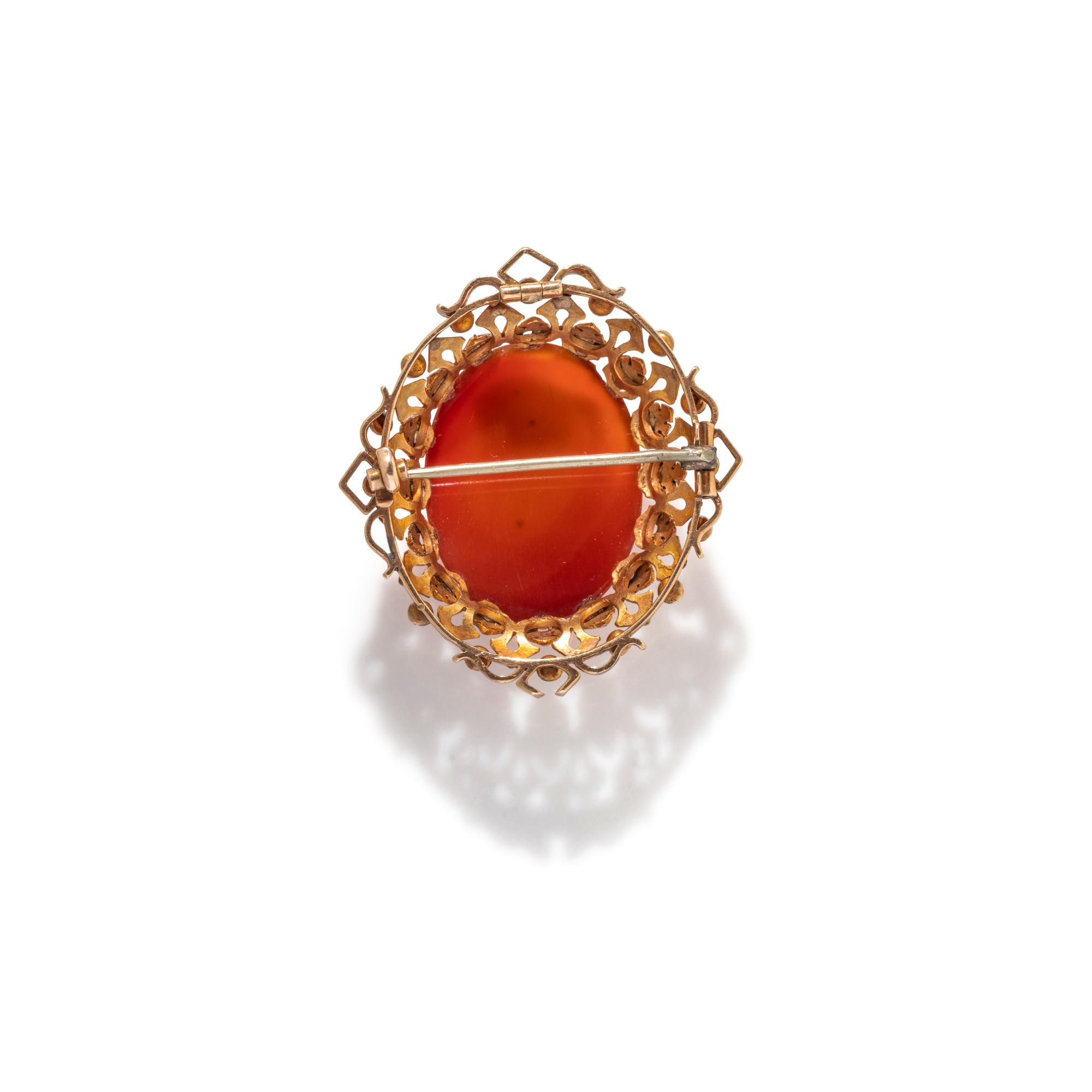 VICTORIAN, HARDSTONE CAMEO BROOCH