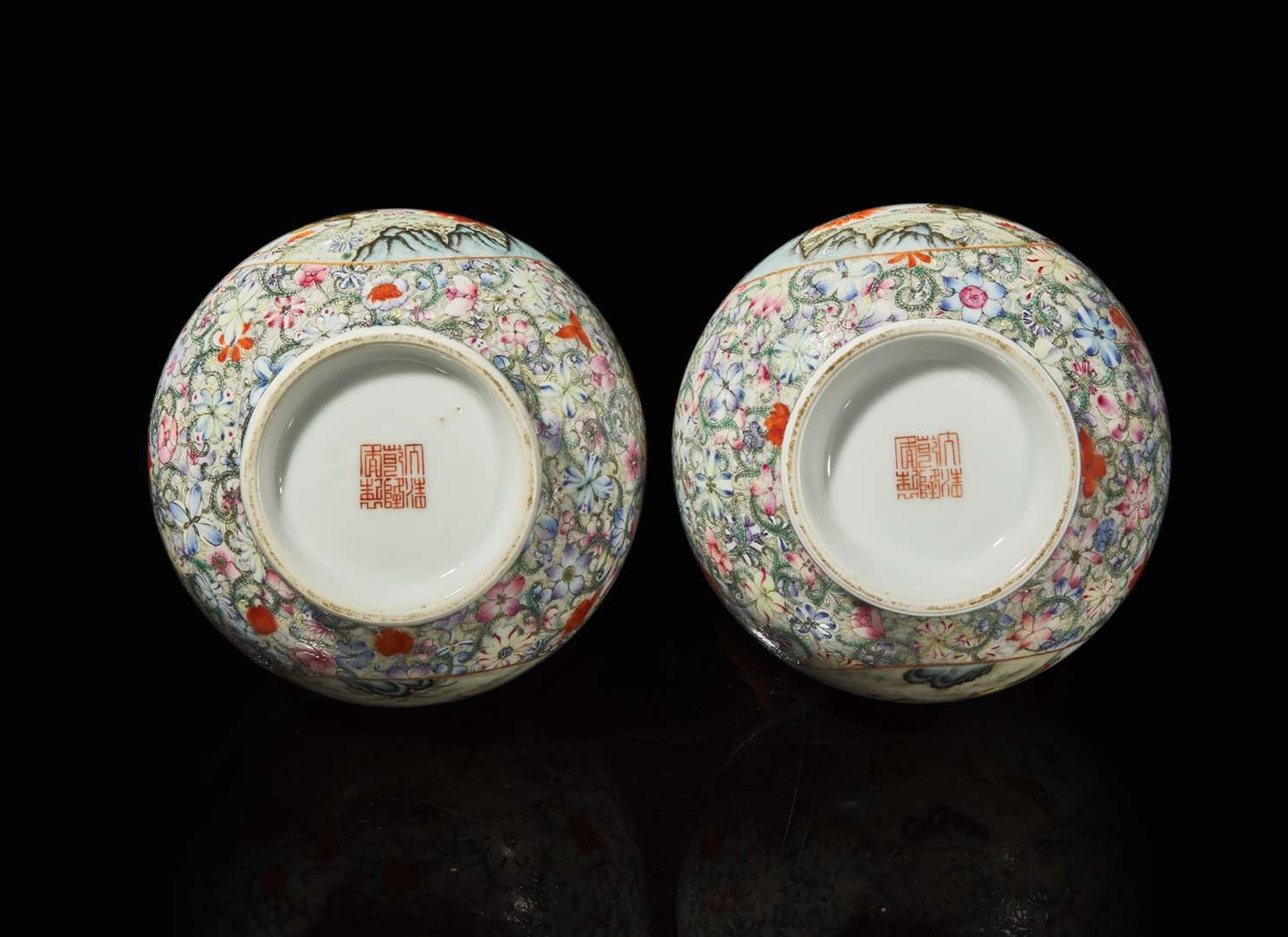 A pair of Chinese famille rose-decorated “Cockerel” vases, probably Republic period 粉彩錦雞瓶一對 或民國