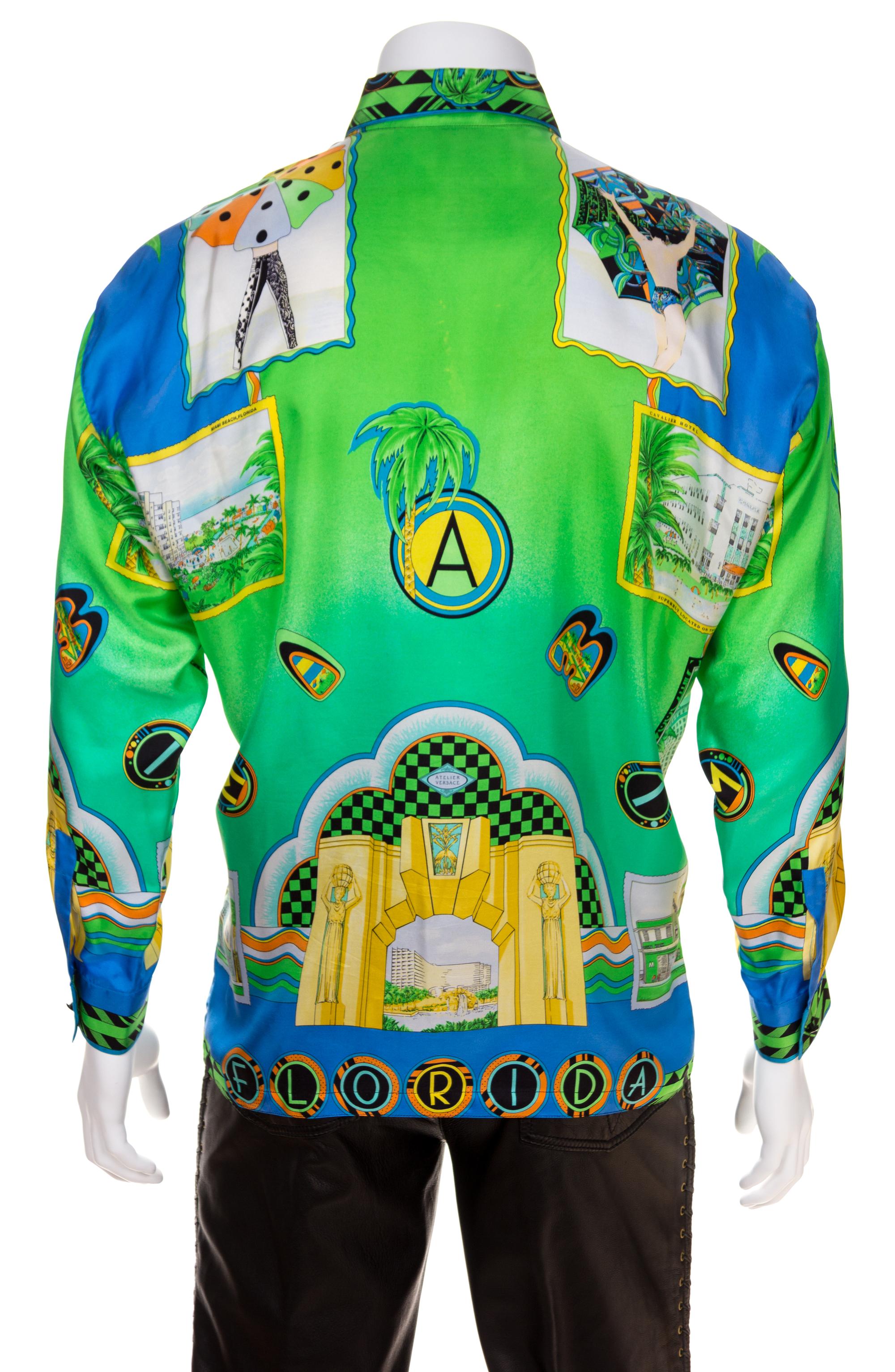 A Gianni Versace Silk Atelier Print Shirt, Size 48.