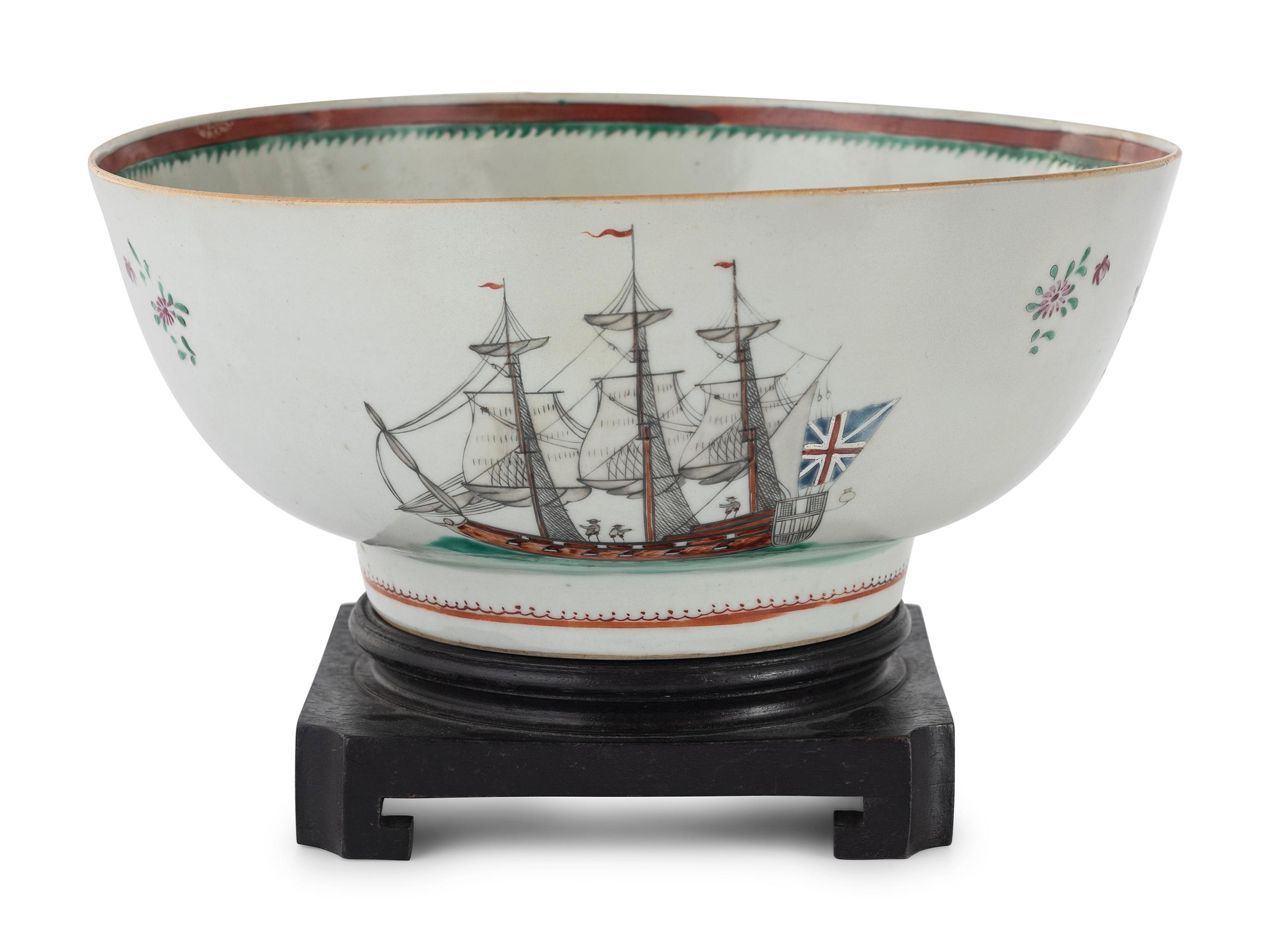 A Chinese Export Porcelain Center Bowl