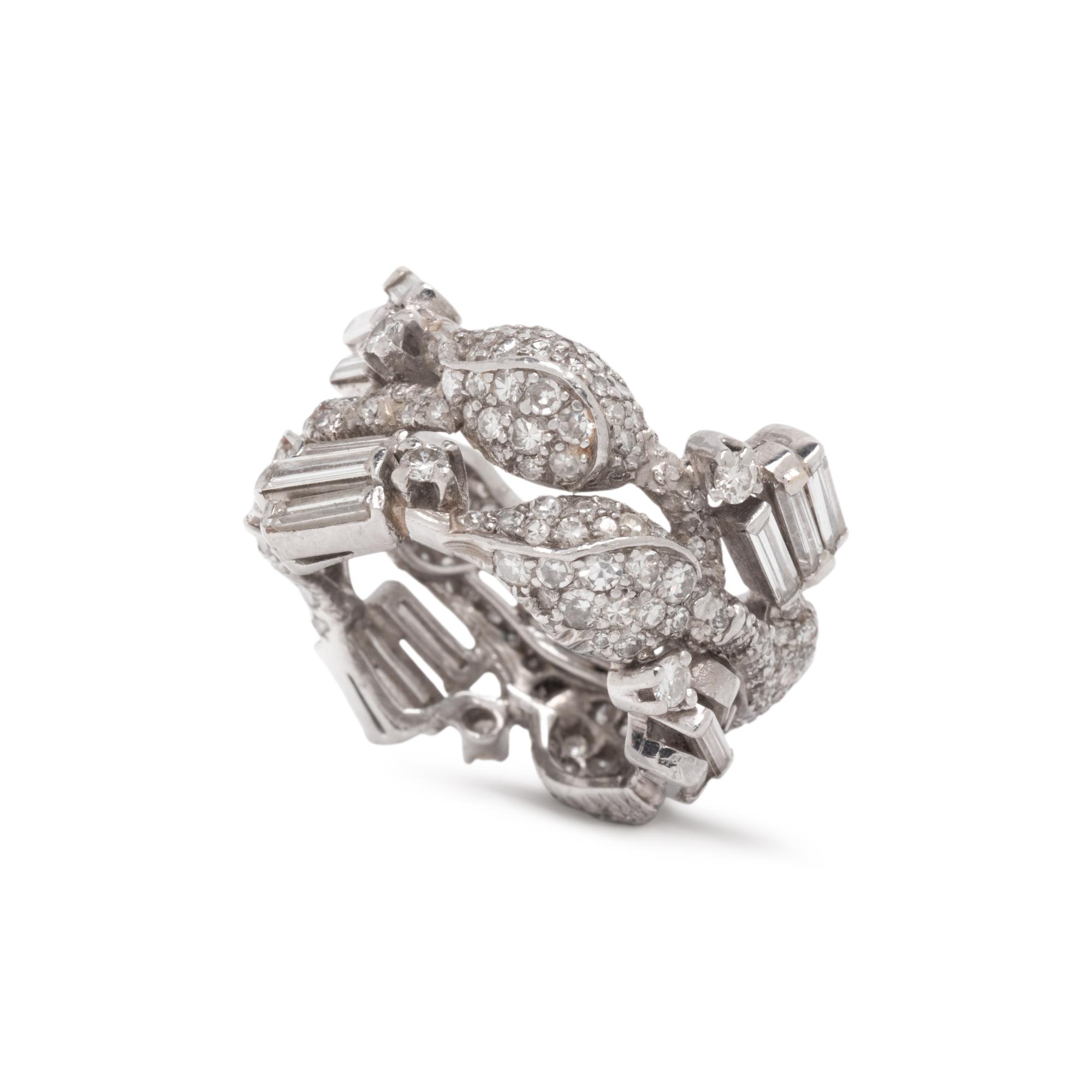 PLATINUM AND DIAMOND FLORAL MOTIF RING