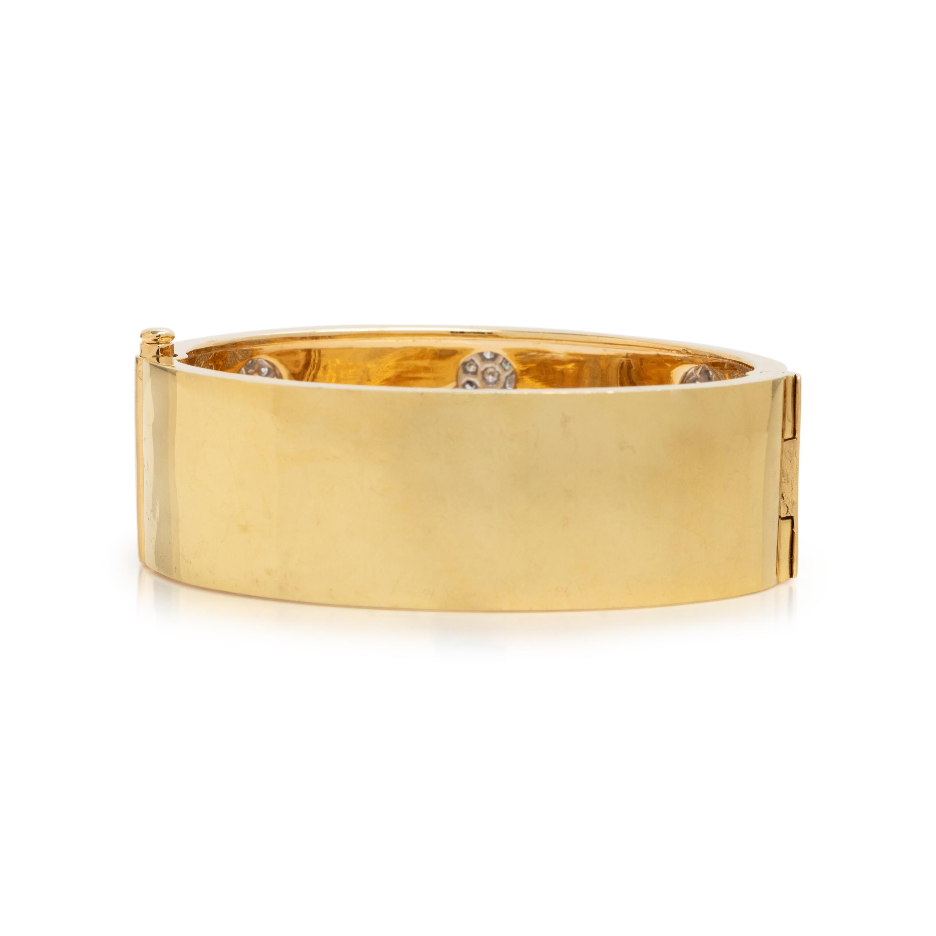 BICOLOR GOLD AND DIAMOND BANGLE BRACELET