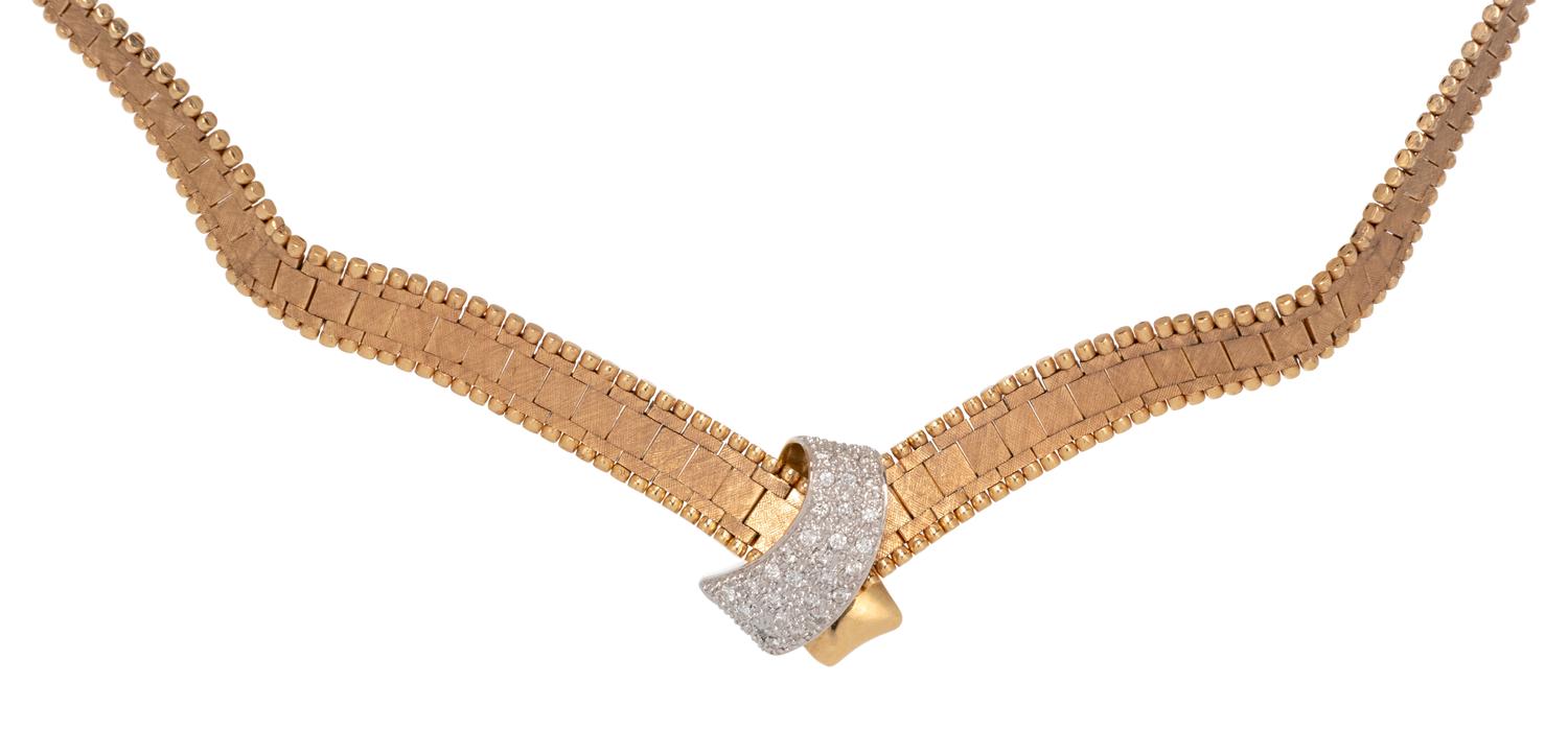 COLLECTION OF YELLOW GOLD JEWELRY