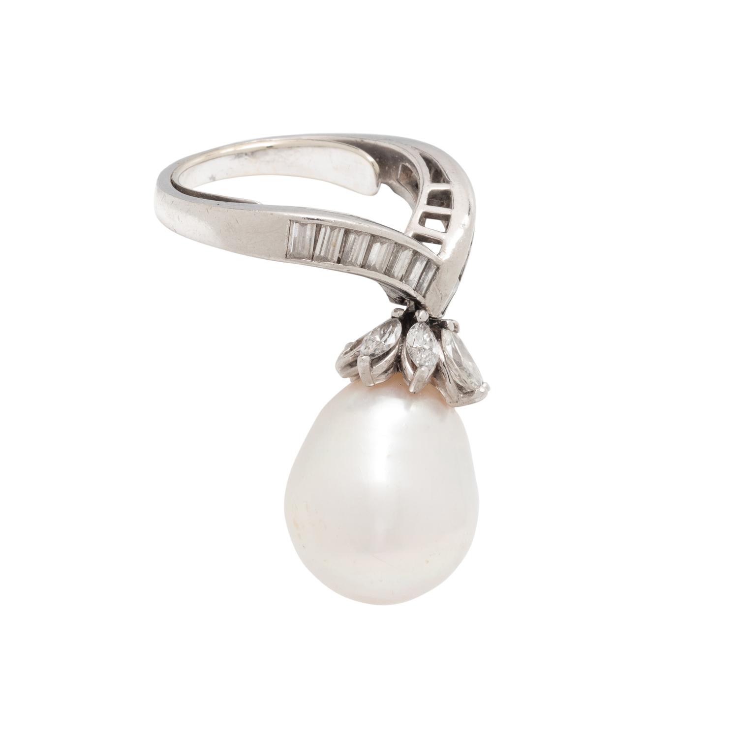 CULTURED BAROQUE PEARL AND DIAMOND RING