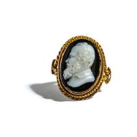 ANTIQUE, CAMEO RING OF CAPTAIN ROBERT TOWNSEND