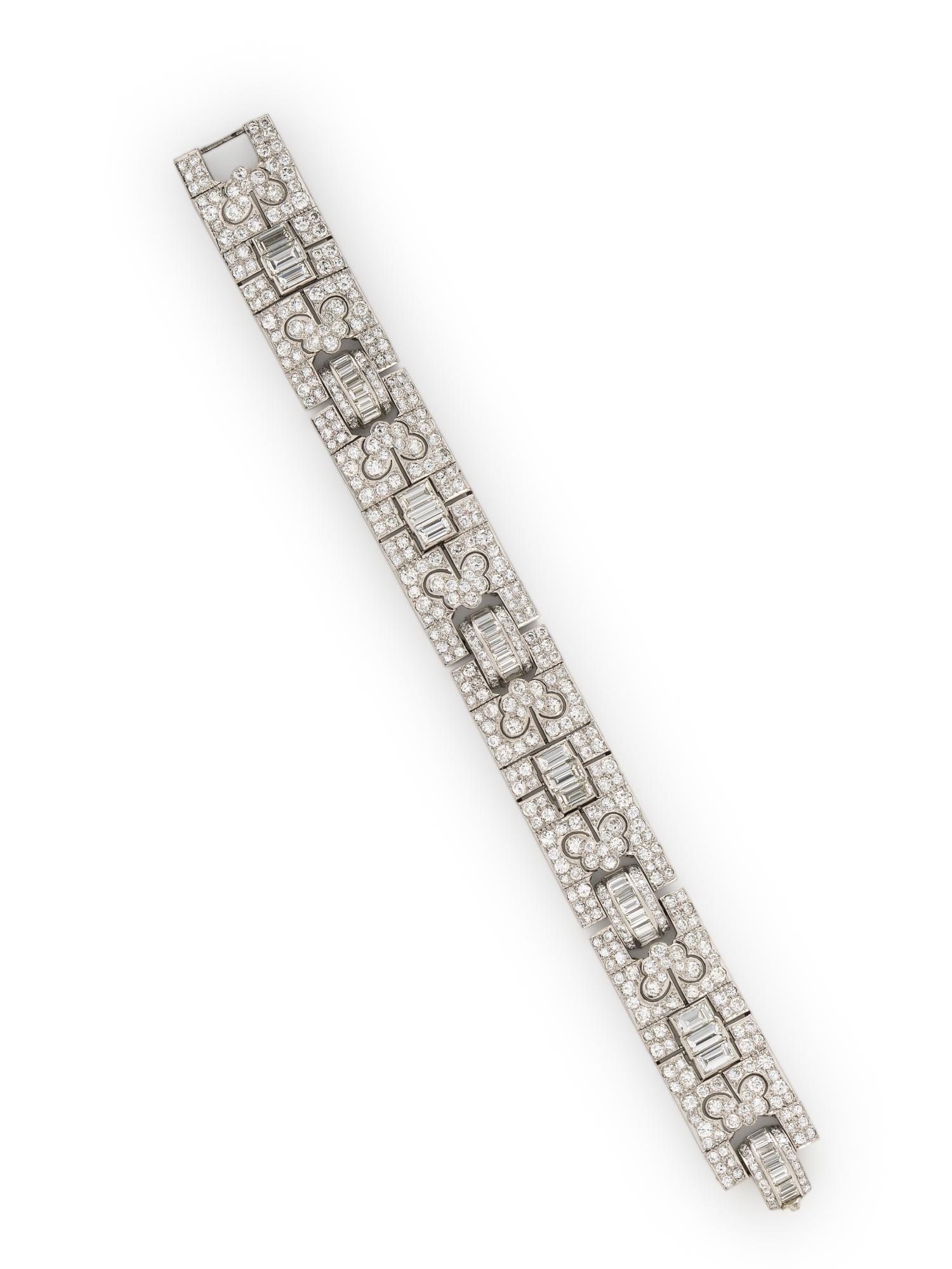 ART DECO, PLATINUM AND DIAMOND BRACELET
