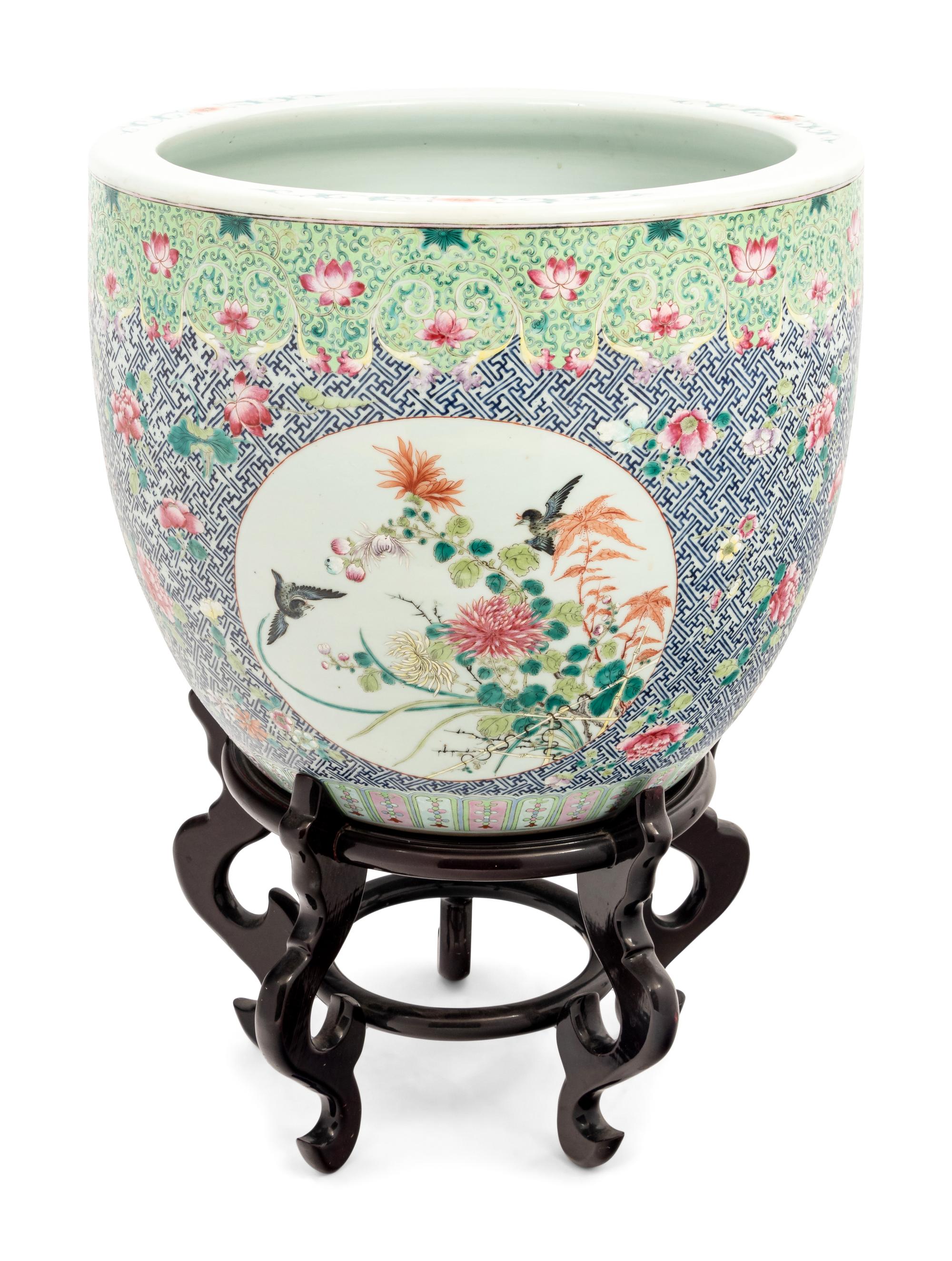 A Chinese Famille Rose Porcelain Scroll Pot