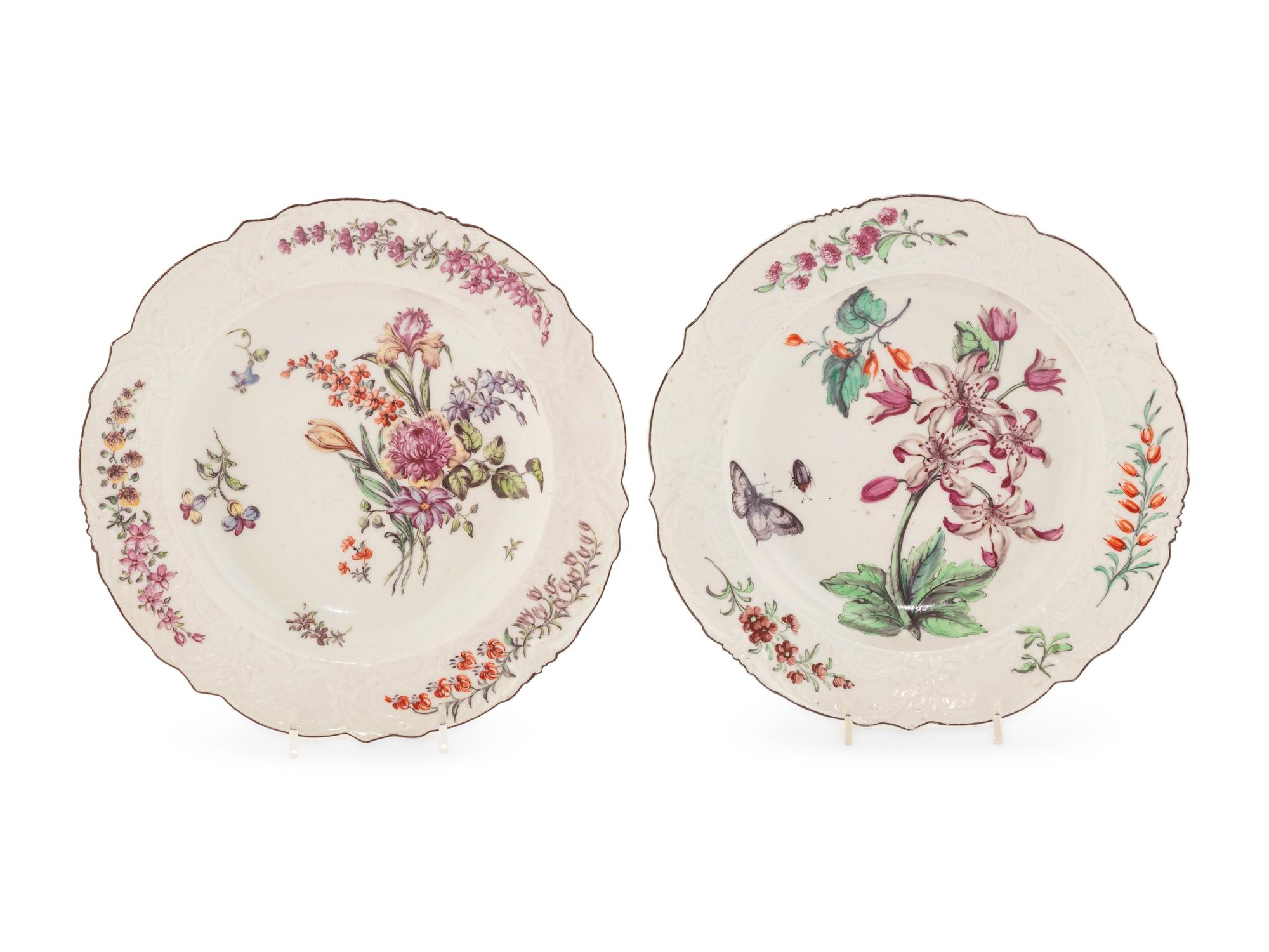 A Pair of Chelsea Porcelain Dishes