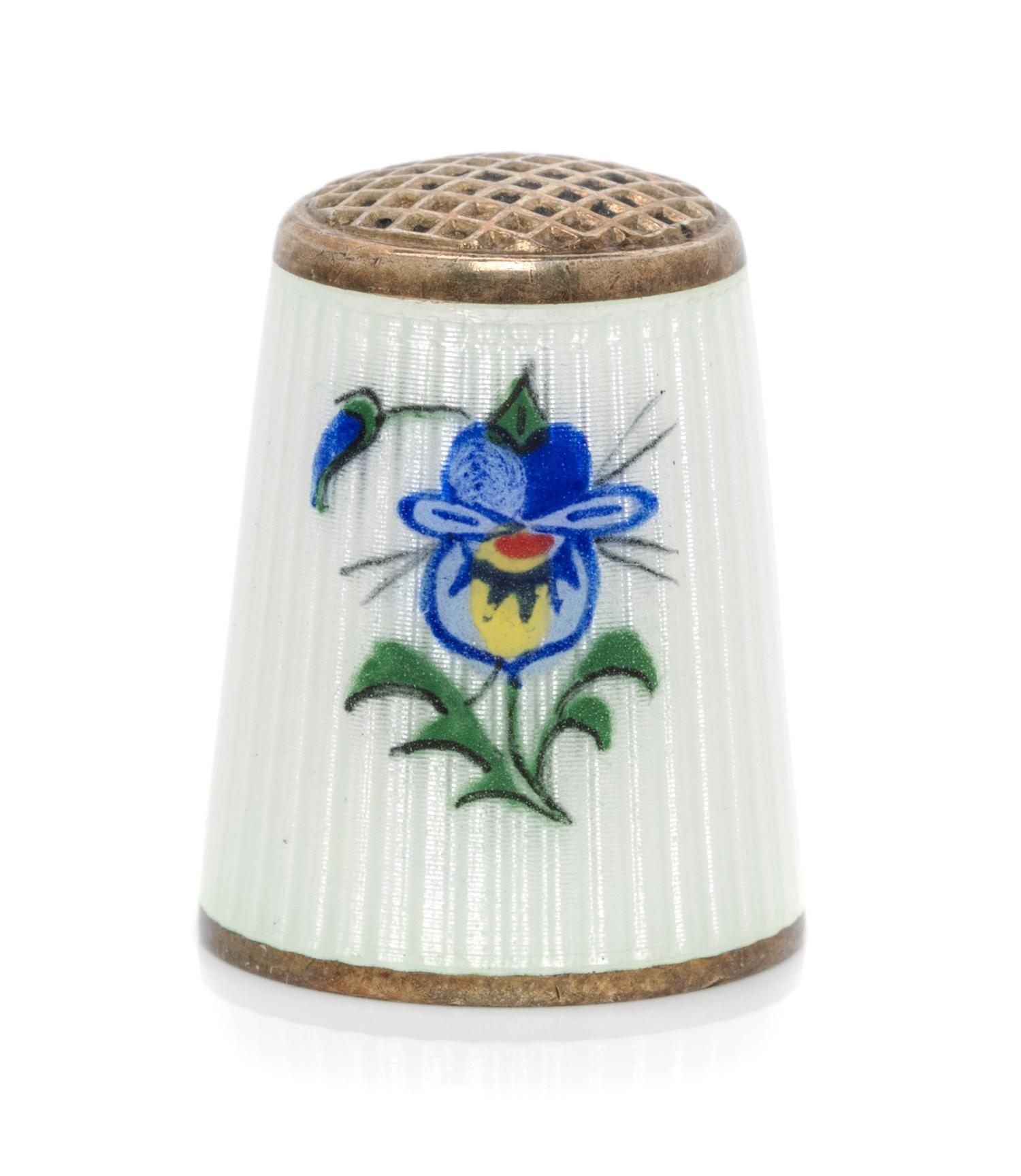 A Norwegian Silver and Guilloche Enamel Thimble, Aksel Holmsen, Sandefjord, 20th Century, the knurled top above a white guilloche ename