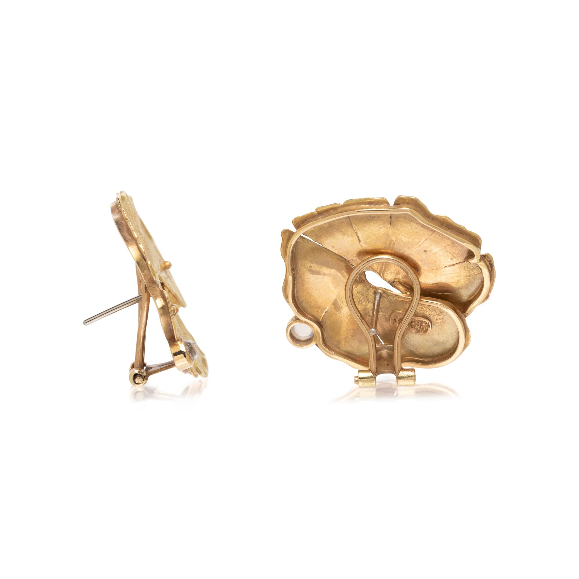 YELLOW GOLD AND MOONSTONE LILY PAD EARCLIPS