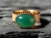 18K Gold and Jade Ring