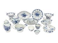 A Collection of Worcester Porcelain Articles