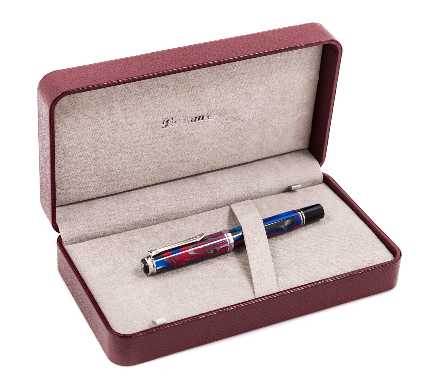 A Pelikan Souveran Piccadilly Circus Special Edition Fountain Pen