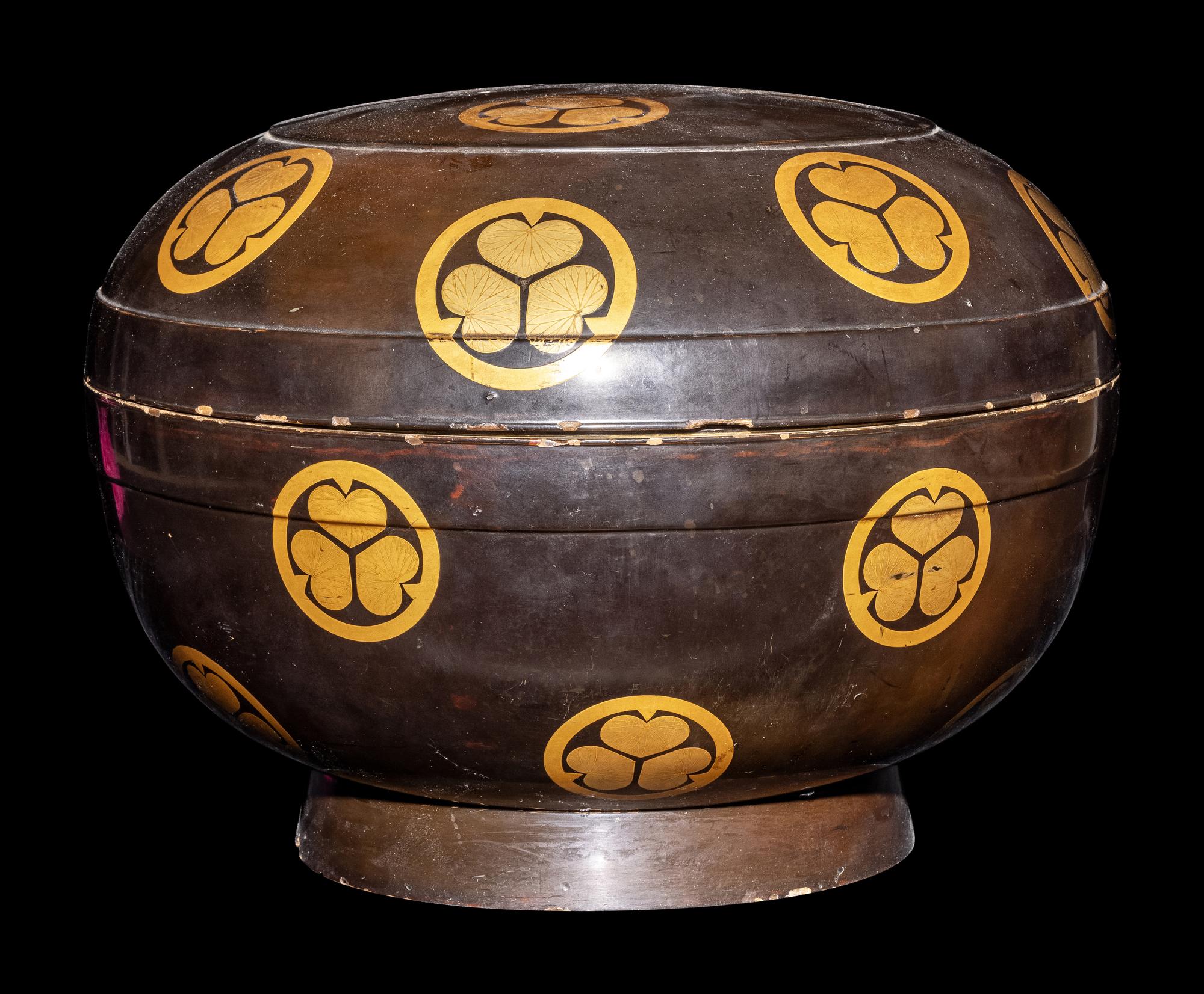 A Japanese Gilt Highlighted Dark Brown Lacquered Covered Box