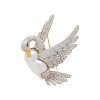 BAROQUE CULTURED PEARL AND DIAMOND SWAN BROOCH