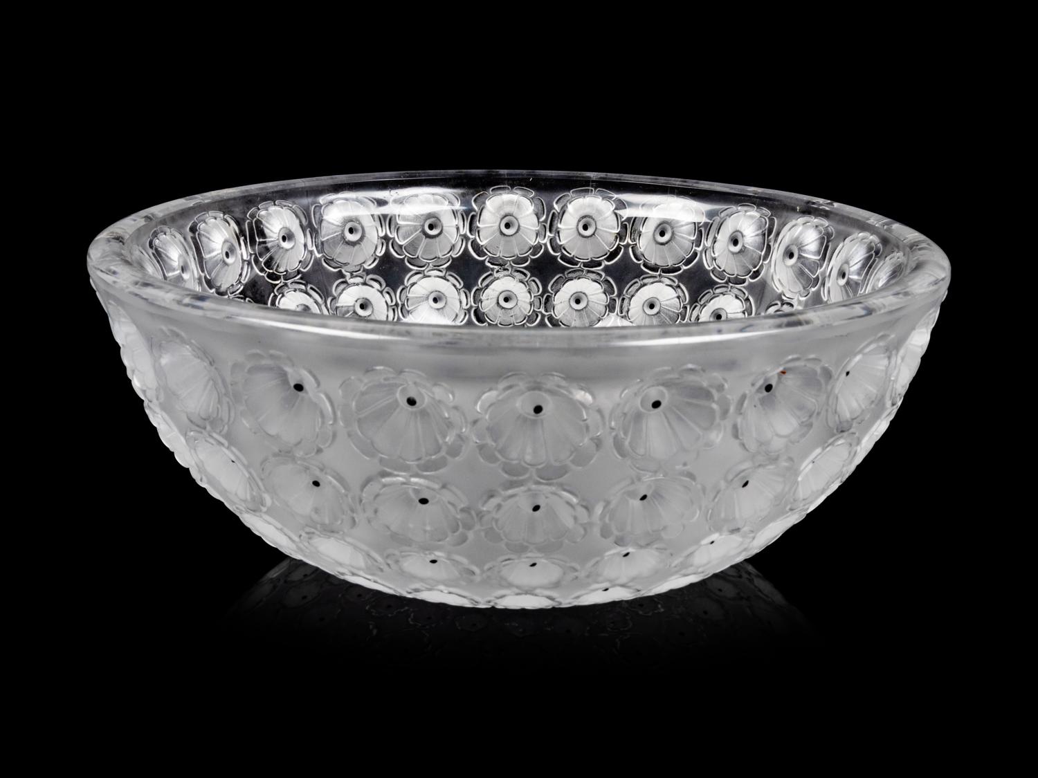 A Lalique Nemours Bowl