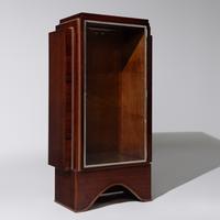 Vitrine cabinet